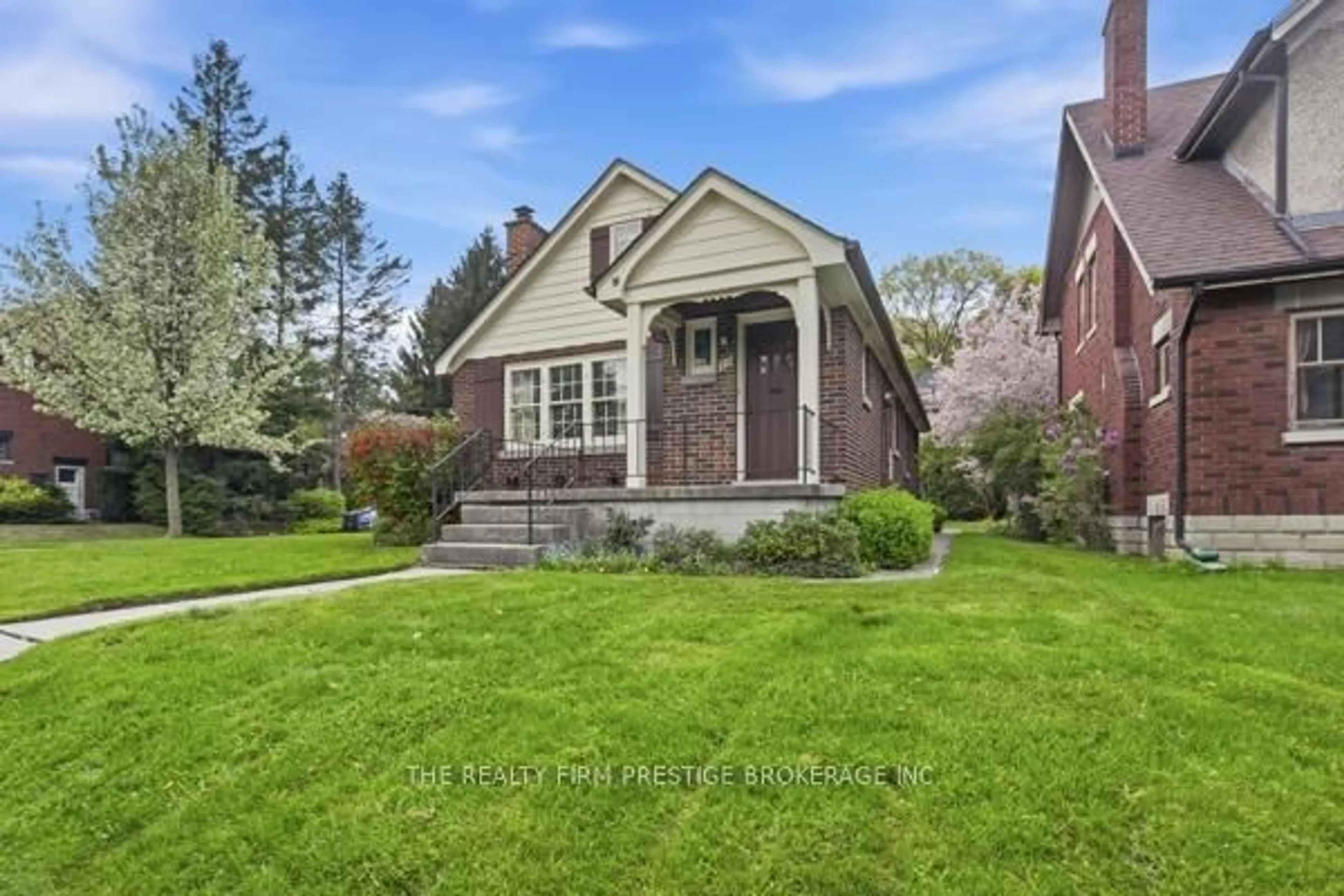 Home with brick exterior material, street for 25 Carfrae Cres, London South Ontario N6C 4A8