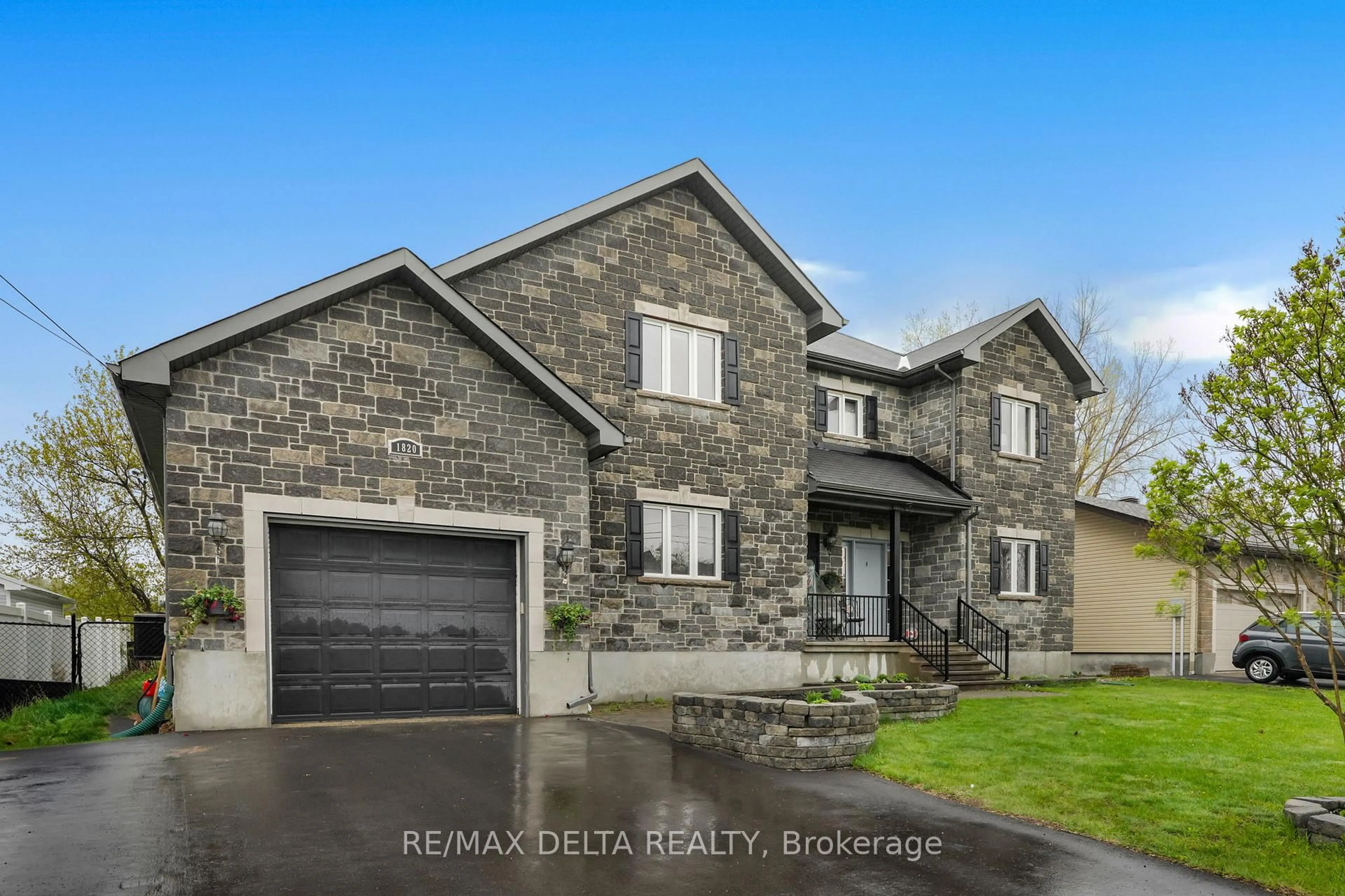 Home with brick exterior material, street for 1820 LANDRY Rd, Clarence-Rockland Ontario K0A 1N0
