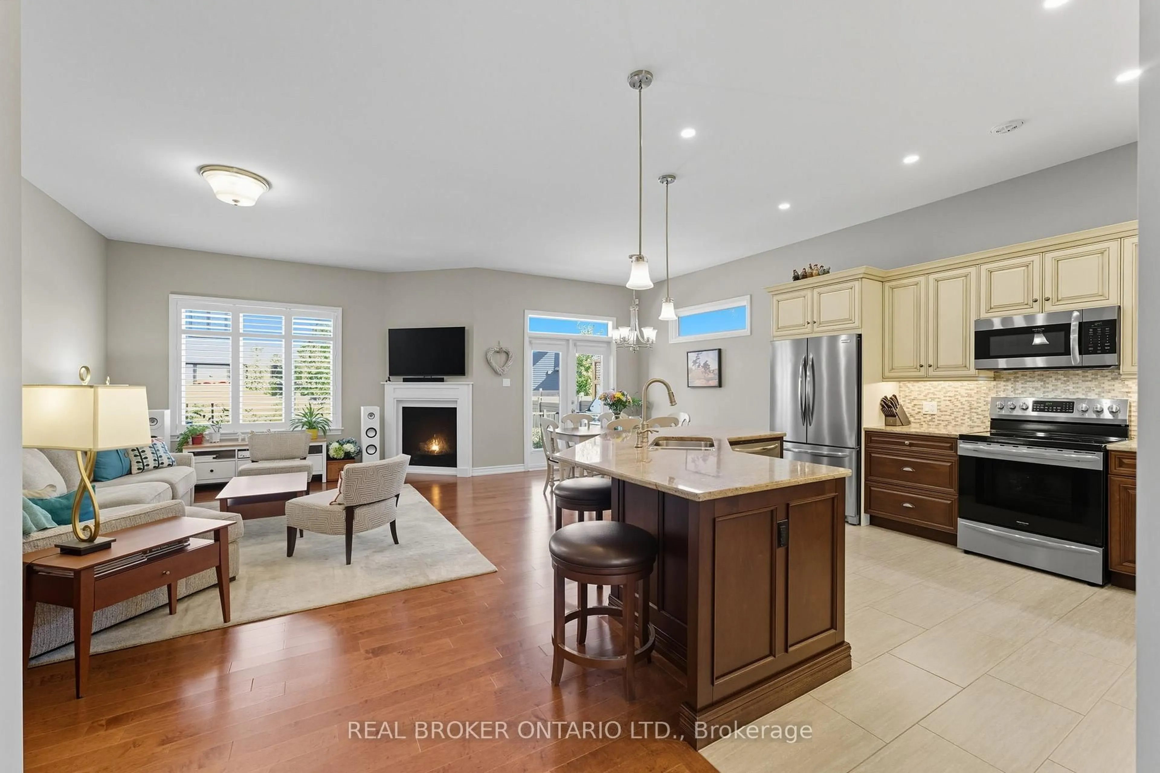 Open concept kitchen, ceramic/tile floor for 82 Axel Cres, Ottawa Ontario K2V 0K4