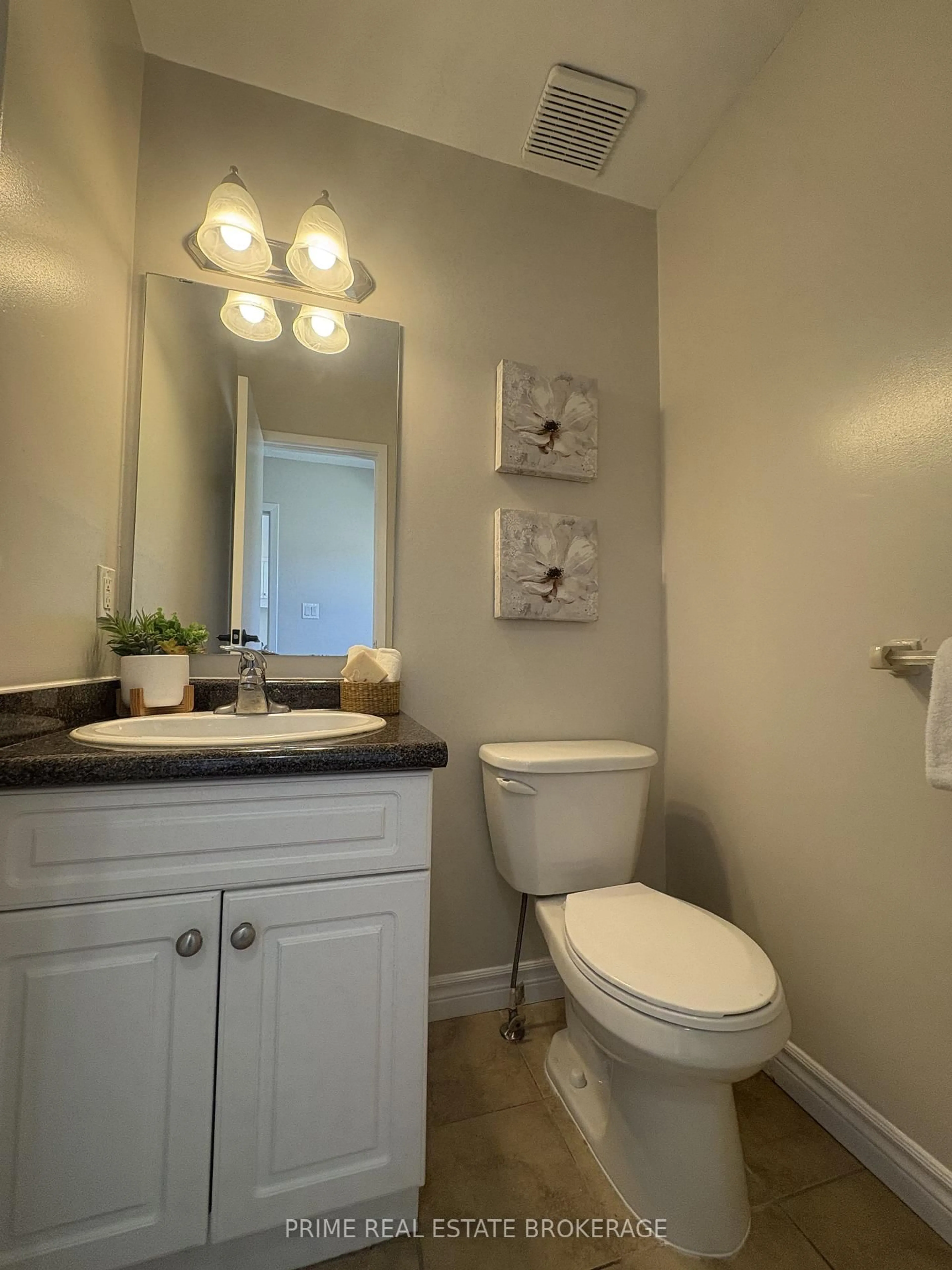 Standard bathroom, ceramic/tile floor for 35 Waterman Ave #58, London South Ontario N6C 5T8