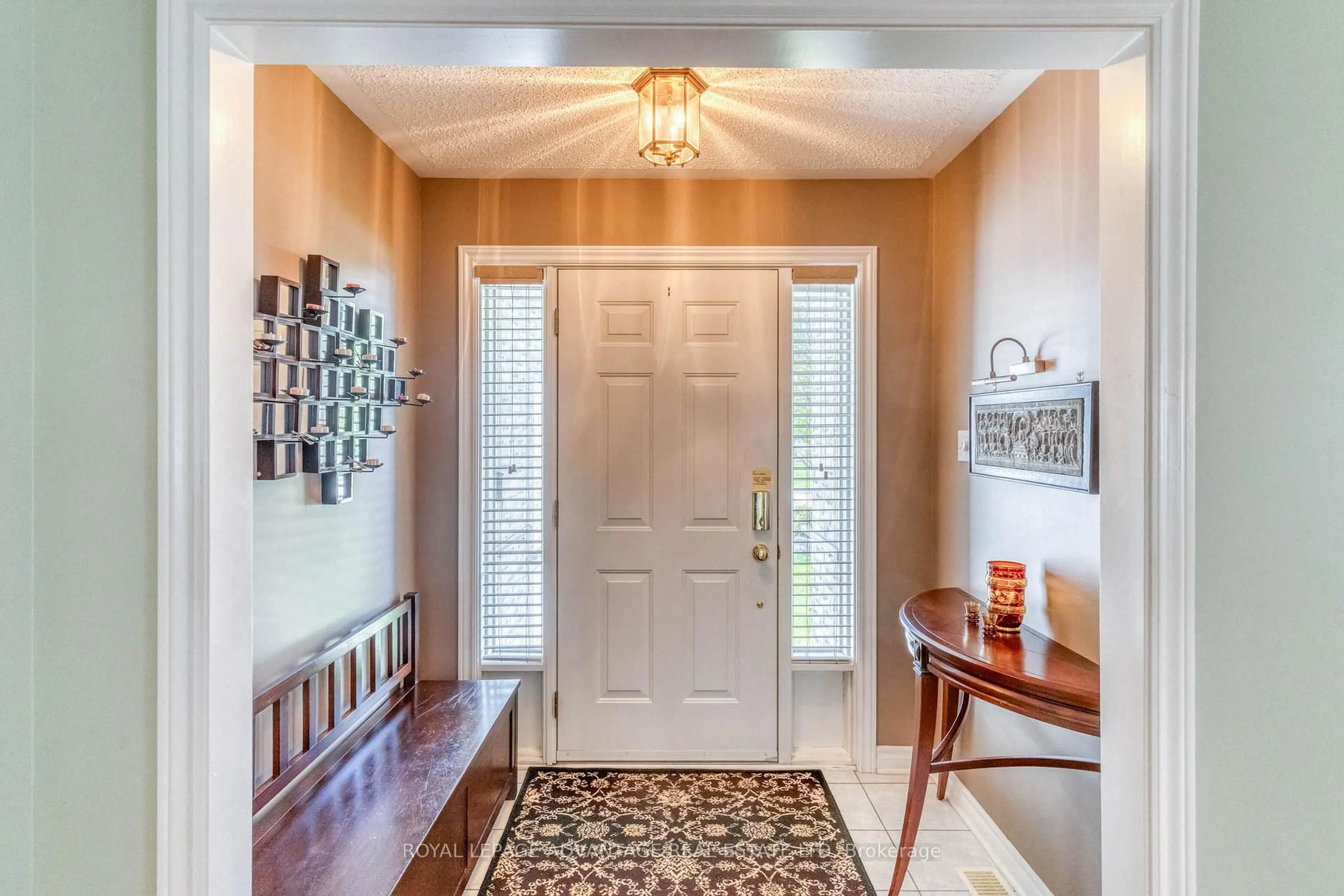 Indoor entryway for 58 Decaria Blvd, Perth Ontario K7H 3R3