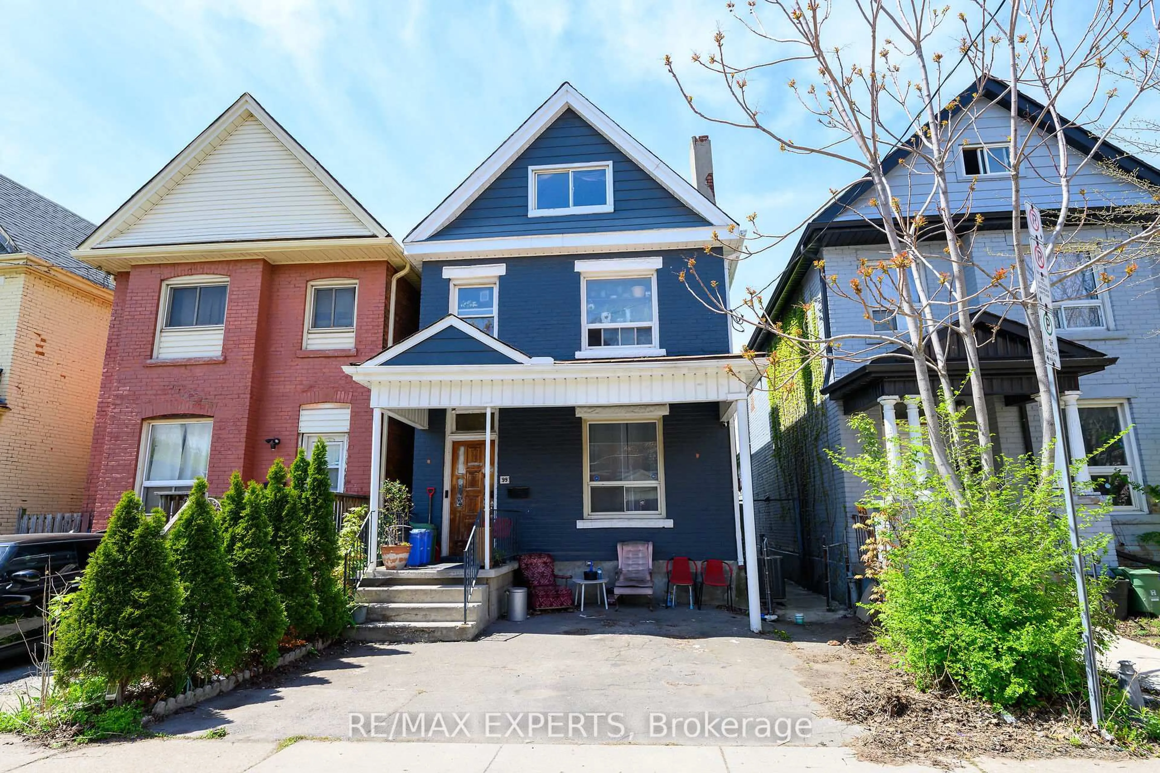 Home with brick exterior material, street for 99 Leeming St, Hamilton Ontario L8L 5T5