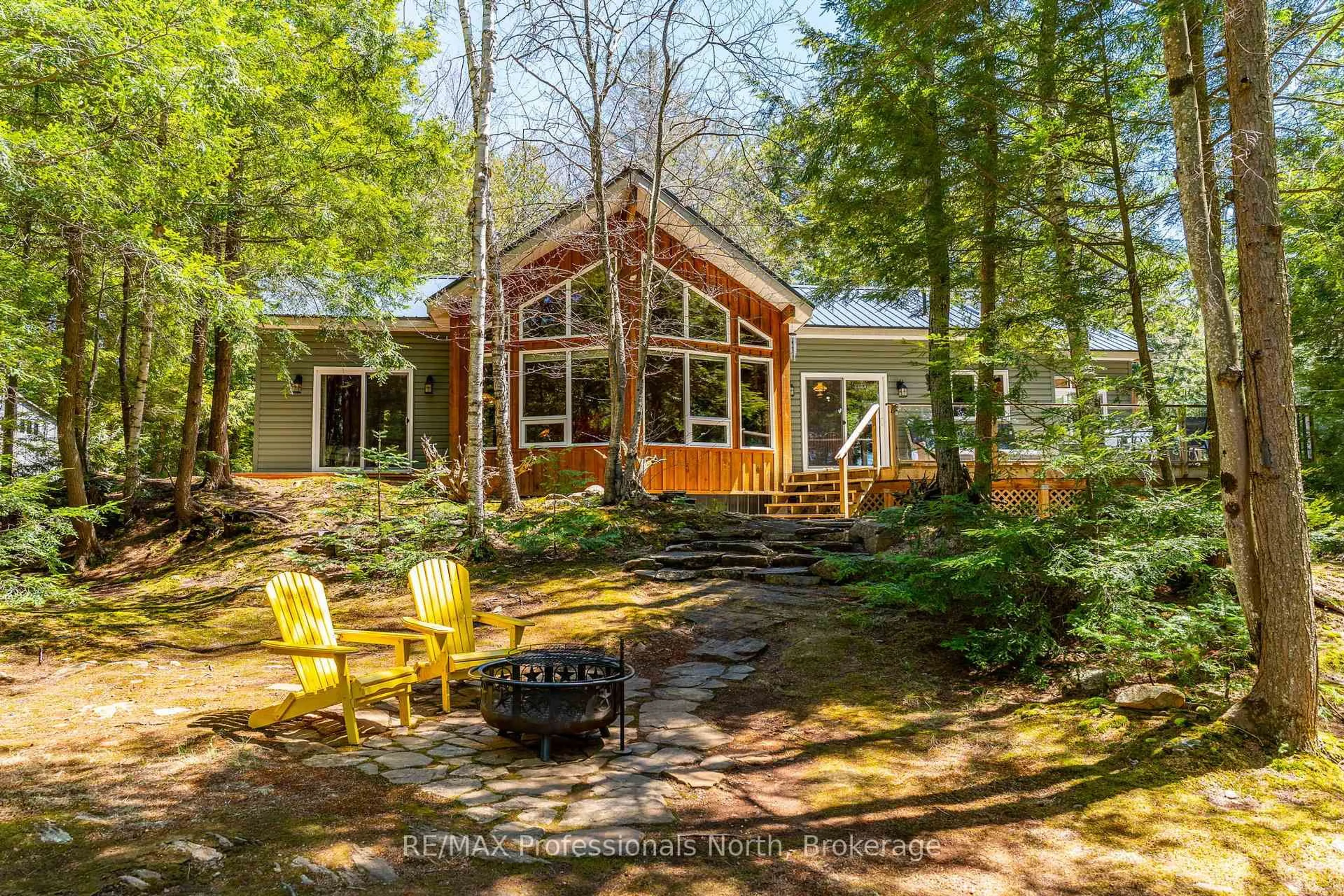 Unknown for 12553 Little Hawk East Shore WAO, Algonquin Highlands Ontario K0M 1S0