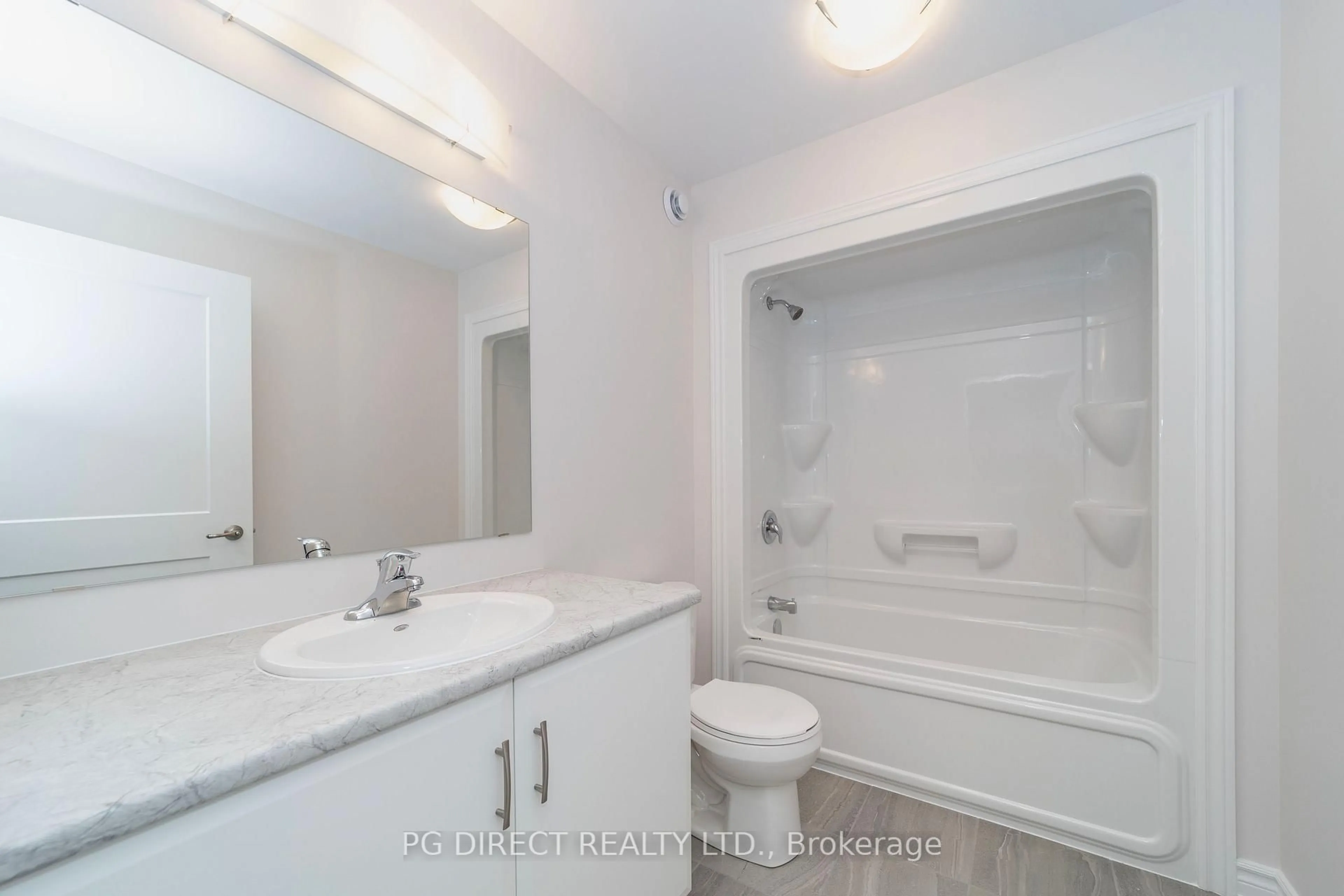 Standard bathroom, unknown for 2 Yade Rd, Arnprior Ontario K7S 0H9