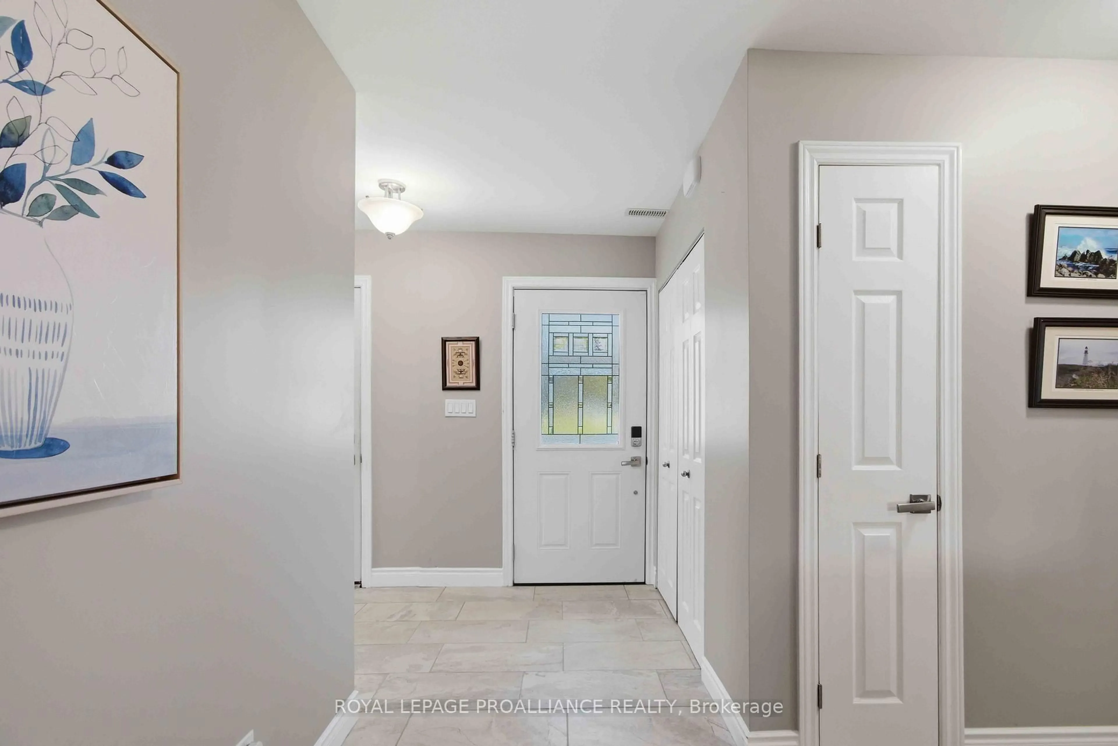 Indoor entryway for 89 Prior Lane, Hastings Ontario K0K 2C0