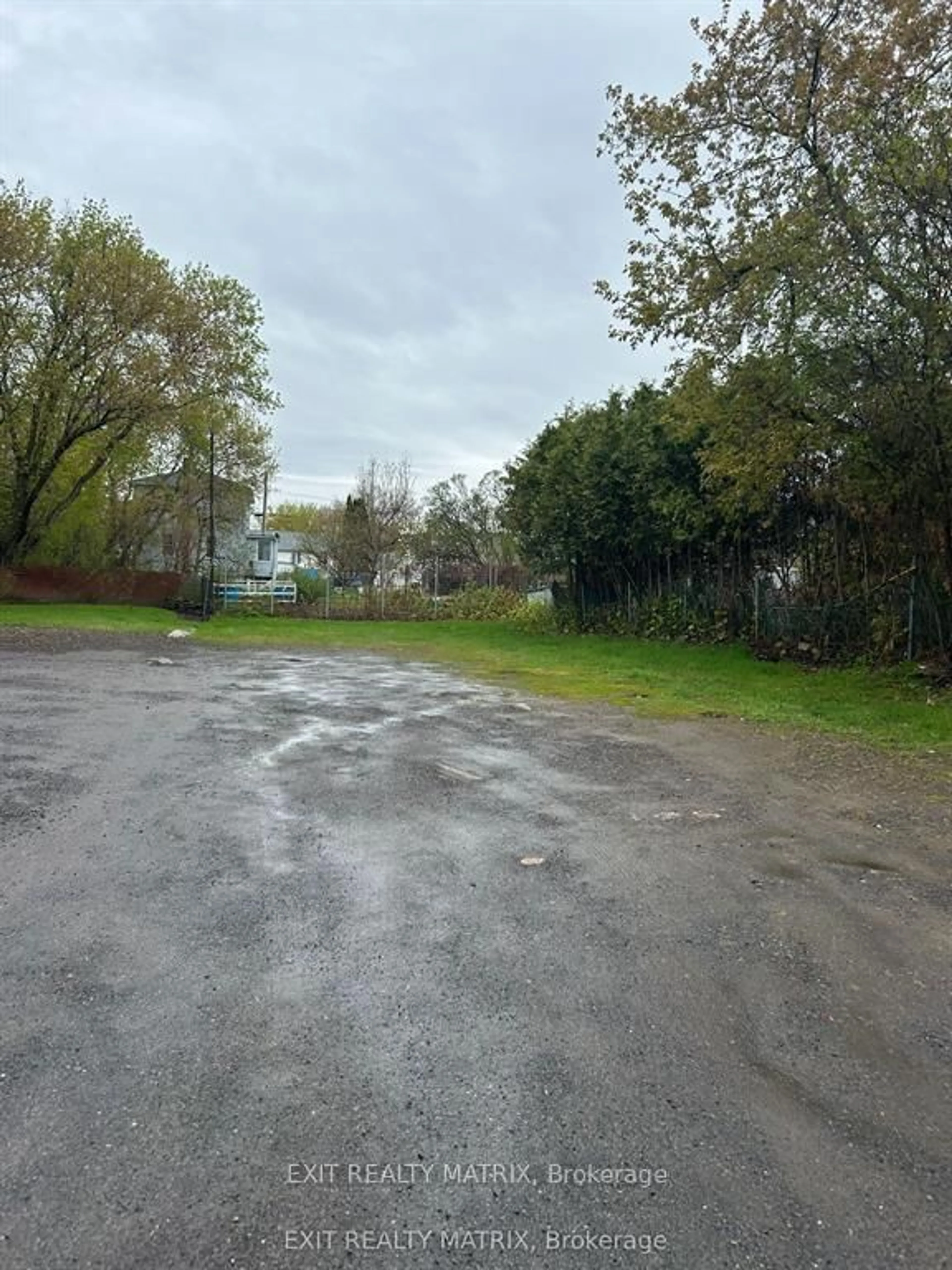 A pic from outside/outdoor area/front of a property/back of a property/a pic from drone, street for 972 Main St, Hawkesbury Ontario K6A 1B7