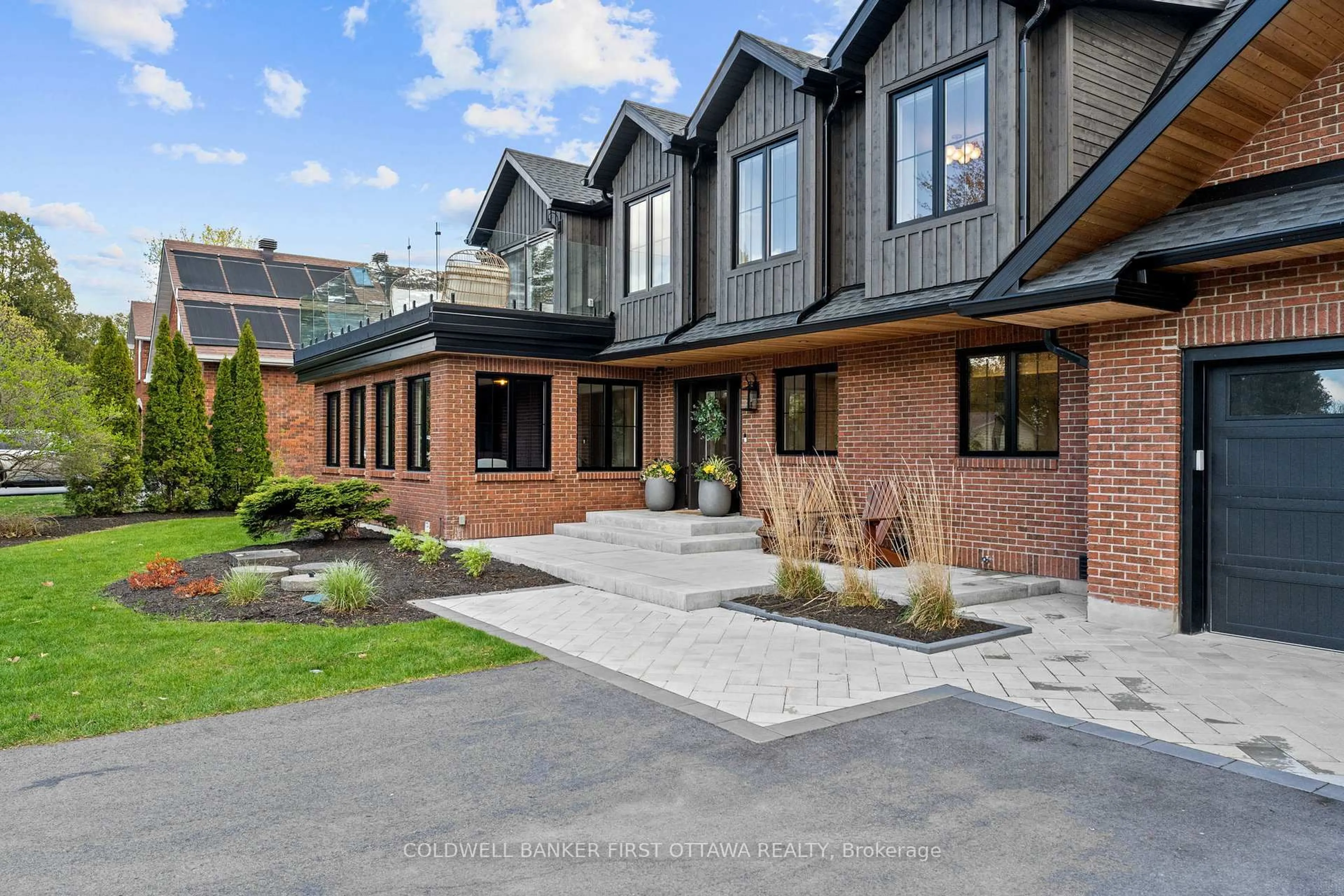 Home with brick exterior material, street for 6619 Marina Dr, Manotick Ontario K4M 1B3