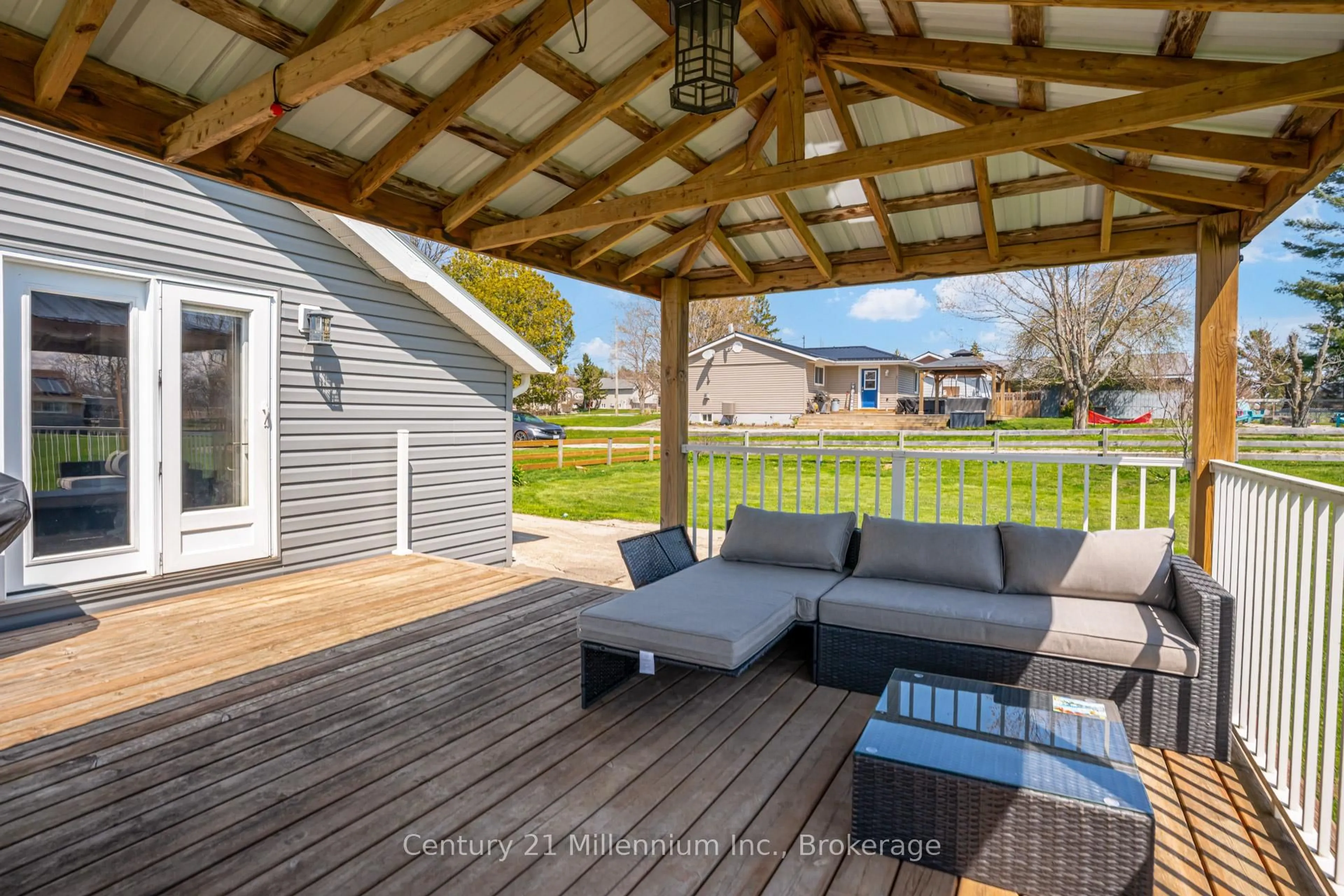 Patio, water/lake/river/ocean view for 441090 Elm St, Georgian Bluffs Ontario N0H 2T0