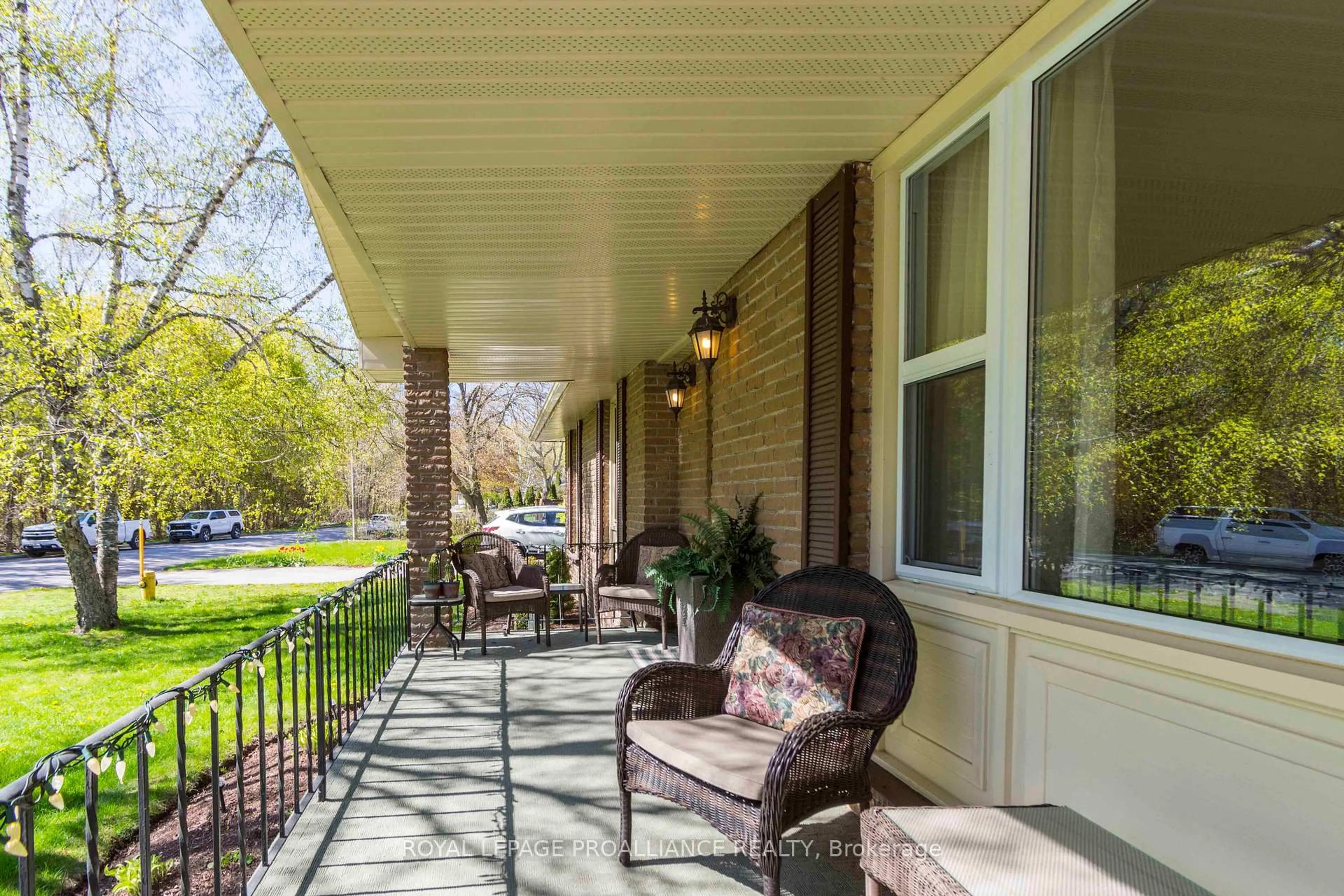 Patio, street for 5 Parkside Dr, Quinte West Ontario K8V 5L6