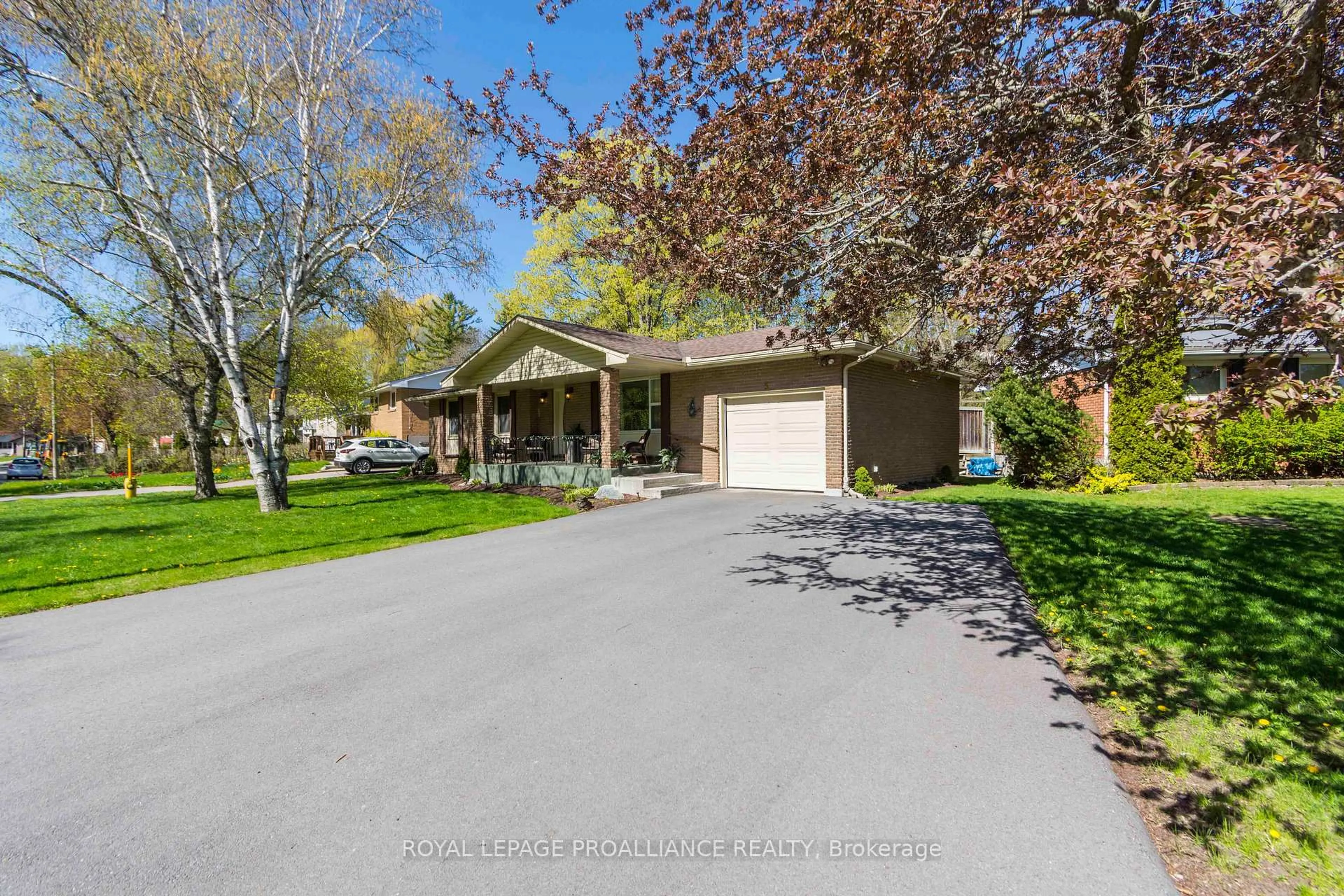 Unknown for 5 Parkside Dr, Quinte West Ontario K8V 5L6