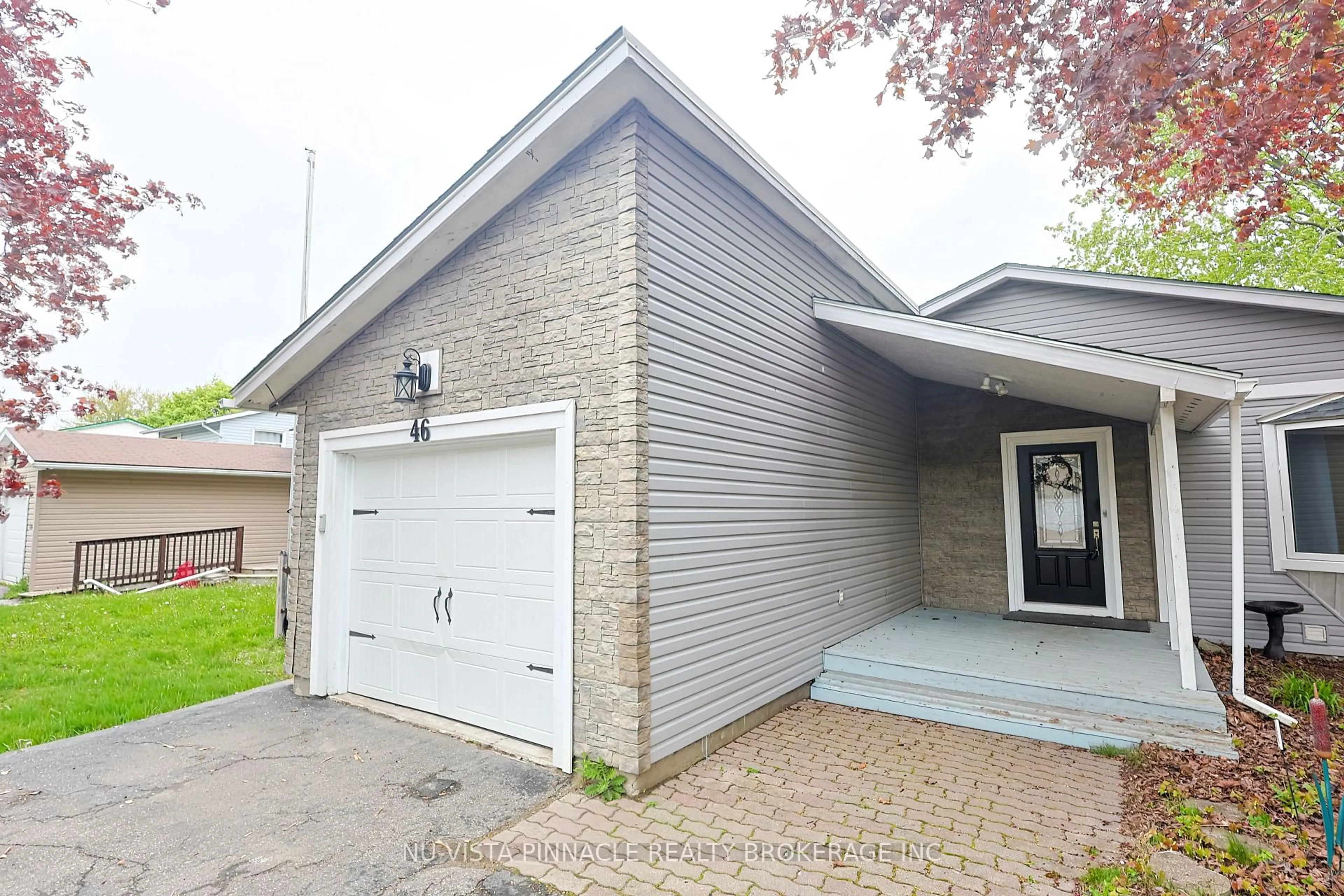 Unknown for 46 MONMORE Rd, London North Ontario N6G 2W6