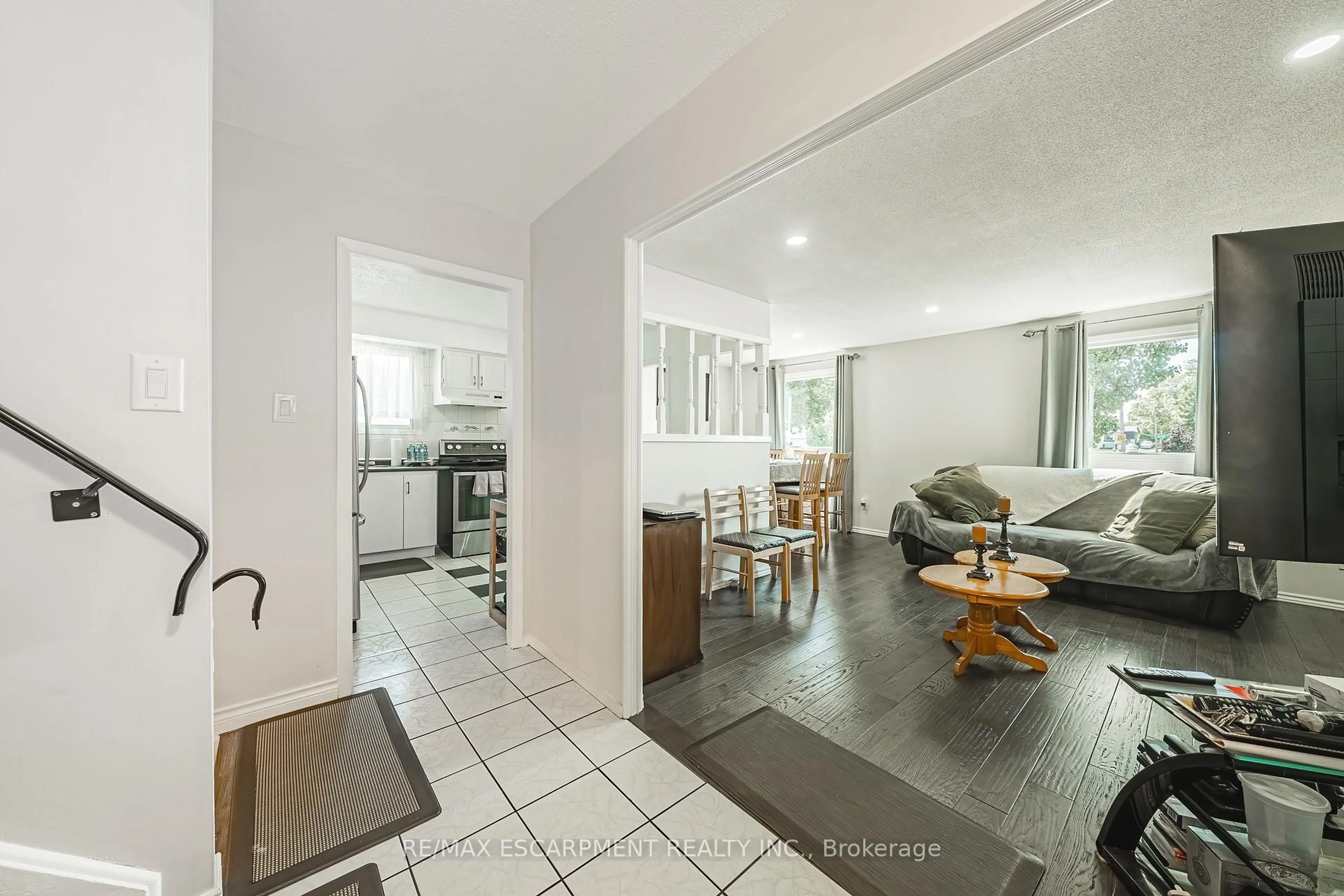 Open concept kitchen, ceramic/tile floor for 235 LARCH St, Hamilton Ontario L8T 4P5