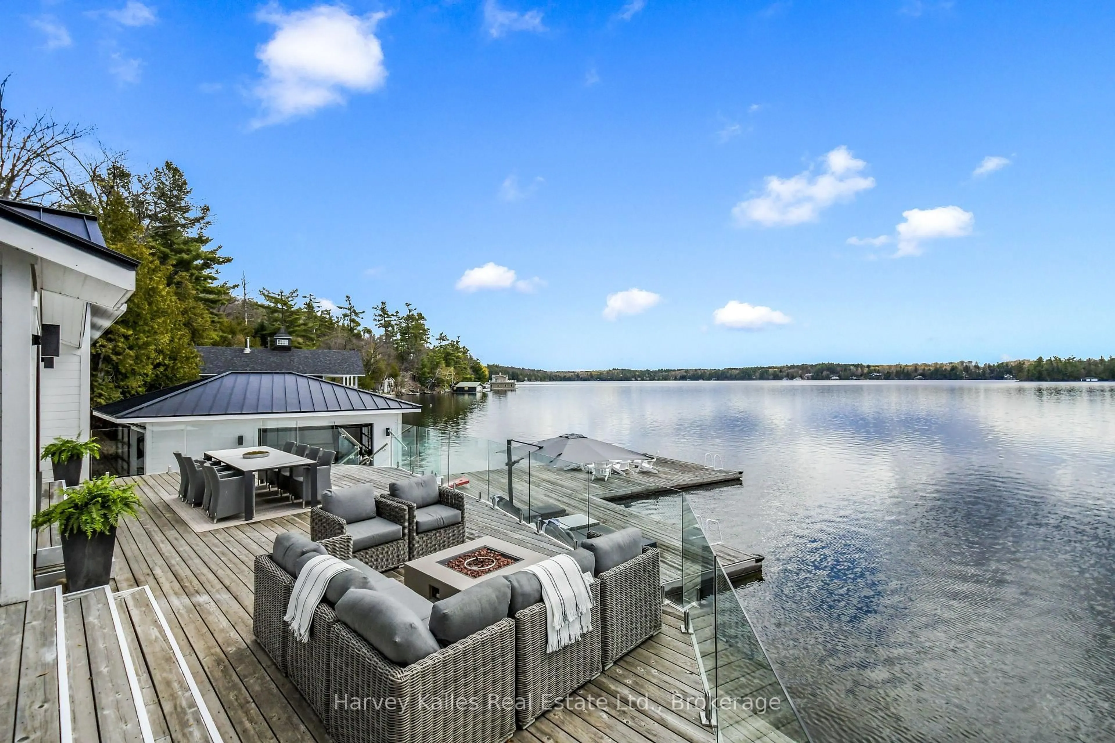 Patio, water/lake/river/ocean view for 1377 Peninsula Rd, Muskoka Lakes Ontario P0B 1J0