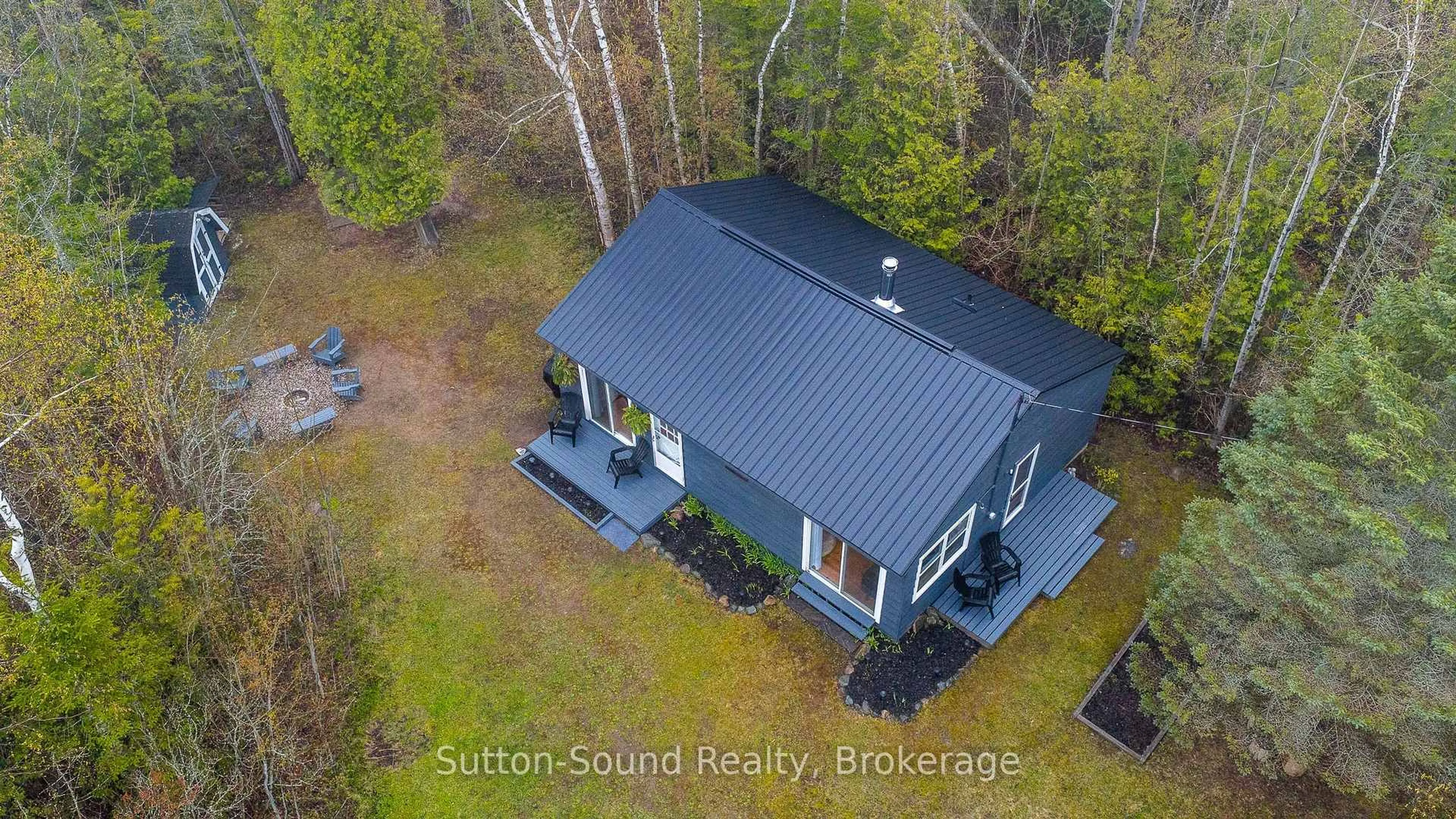 A pic from outside/outdoor area/front of a property/back of a property/a pic from drone, unknown for 516 Bruce Road 13 Rd, Native Leased Lands Ontario N0H 2L0