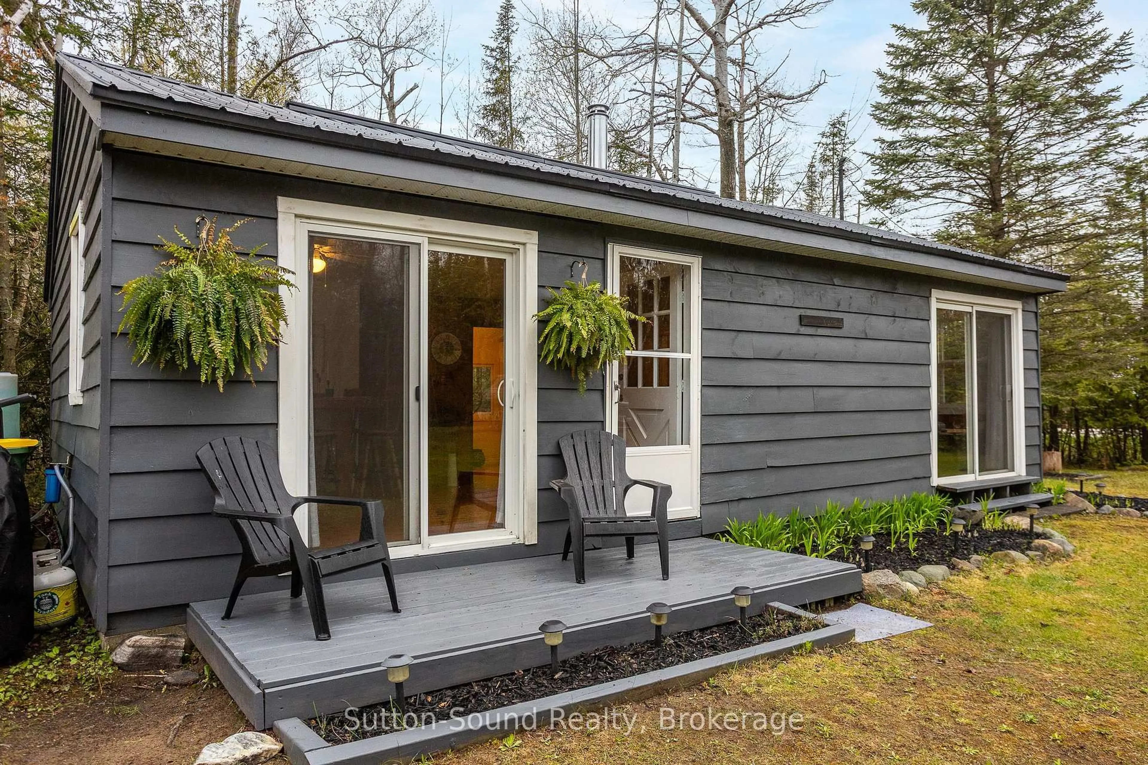 Unknown for 516 Bruce Road 13 Rd, Native Leased Lands Ontario N0H 2L0