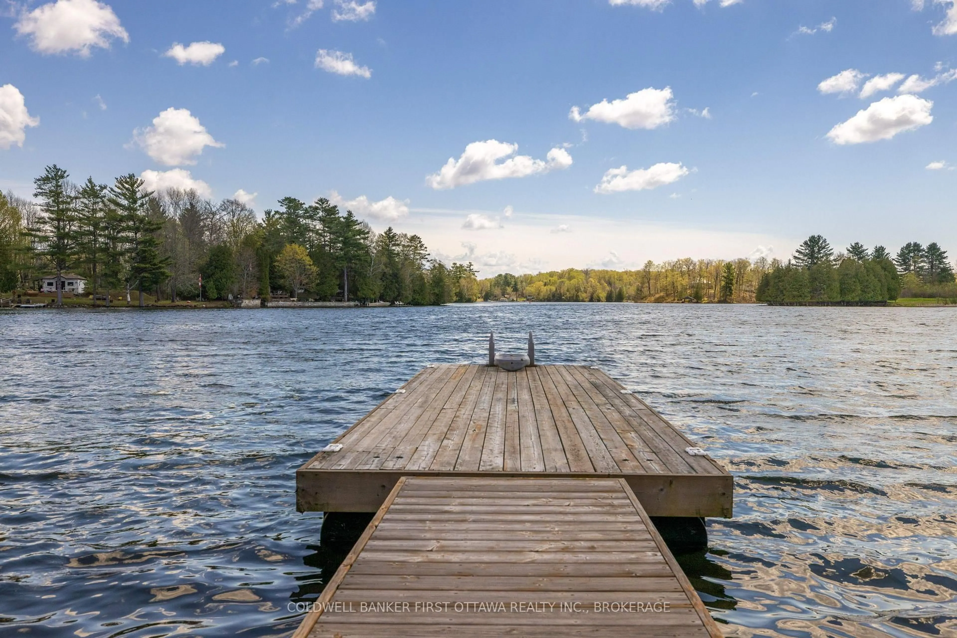 Patio, water/lake/river/ocean view for 817 Klon Lane, Leeds and the Thousand Islands Ontario K0H 2N0