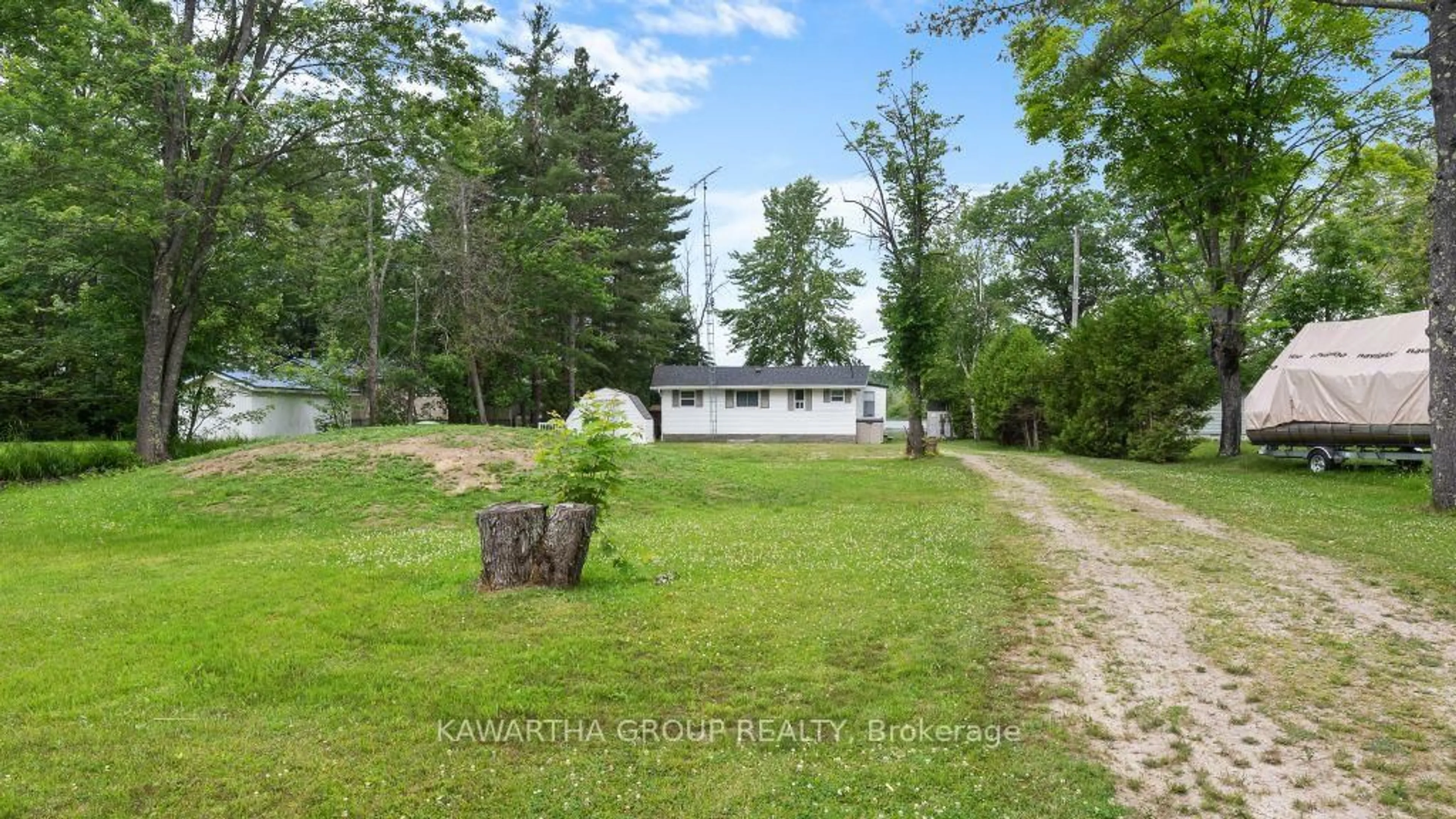 A pic from outside/outdoor area/front of a property/back of a property/a pic from drone, unknown for 212 North Shore Rd, Kawartha Lakes Ontario K0M 2B0