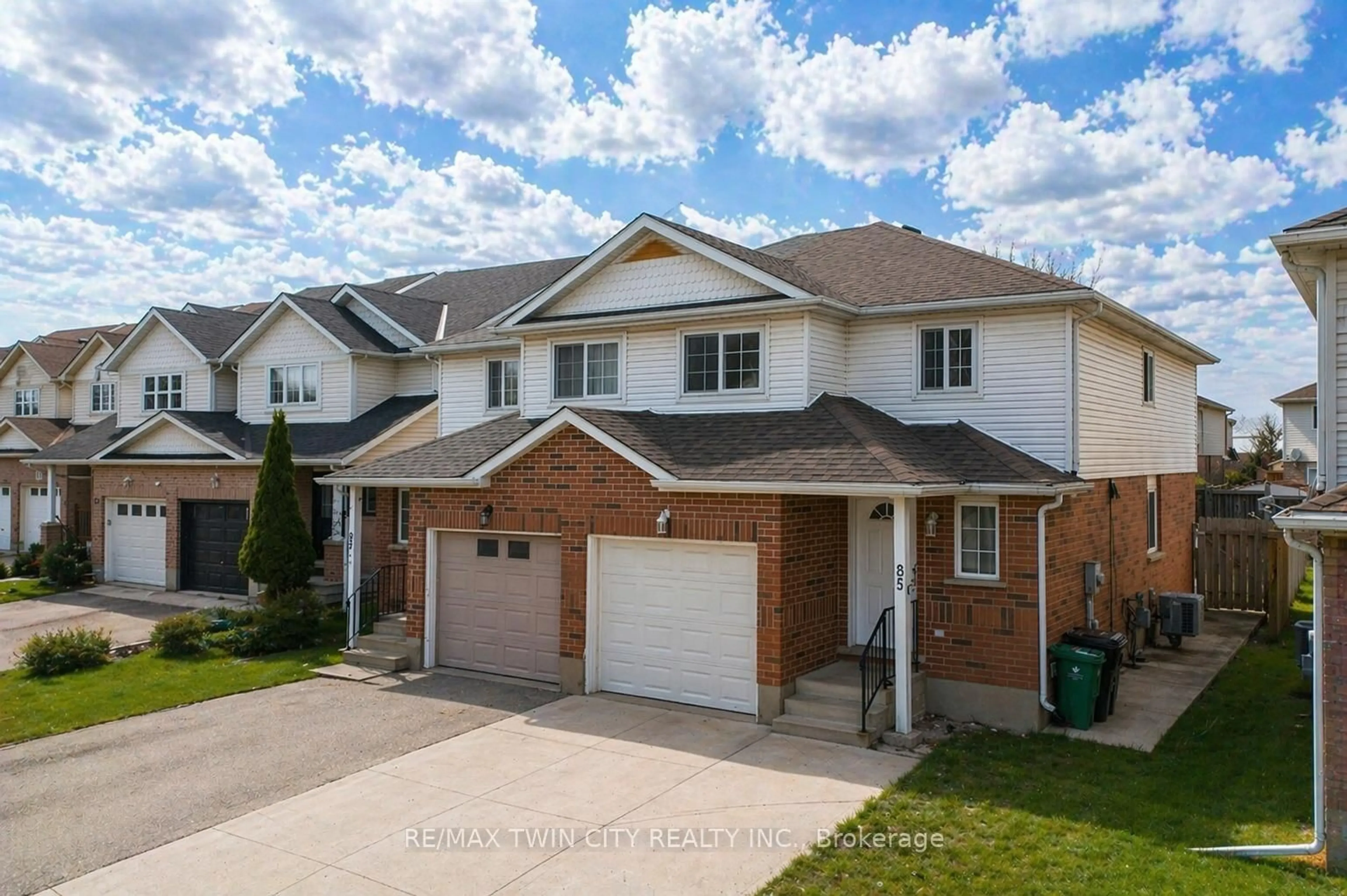 A pic from outside/outdoor area/front of a property/back of a property/a pic from drone, street for 85 Activa Ave, Kitchener Ontario N2E 3R4