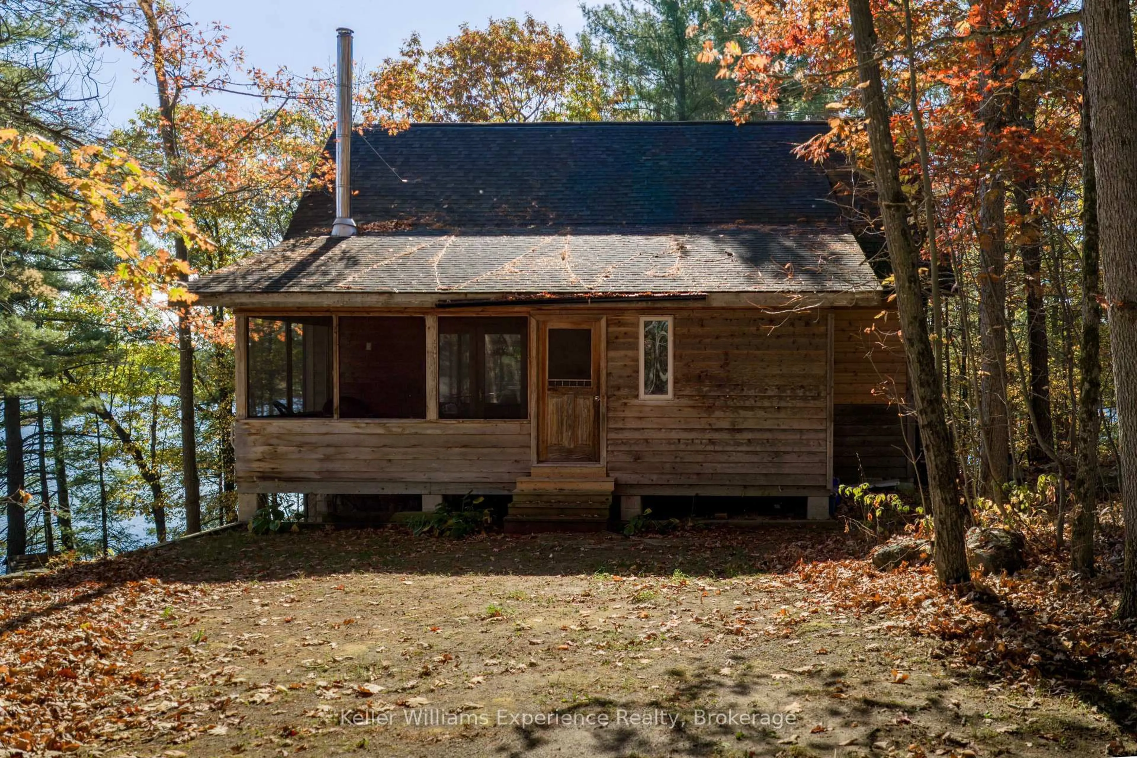 Shed for 1317 West Lionshead Rd, Gravenhurst Ontario N0H 1W0