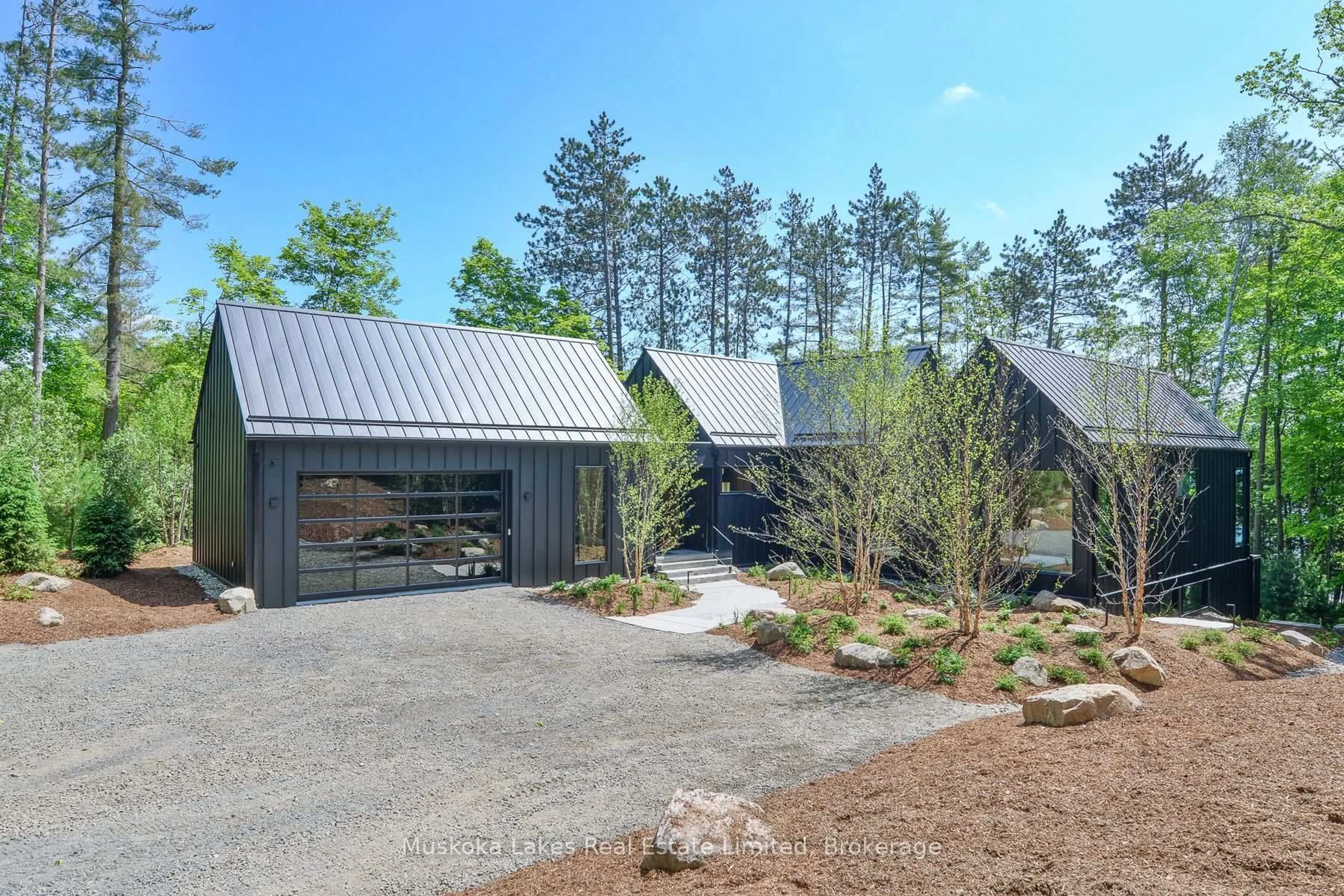 Unknown for 1074 Woodington Rd #Unit 1, Muskoka Lakes Ontario P0B 1G0