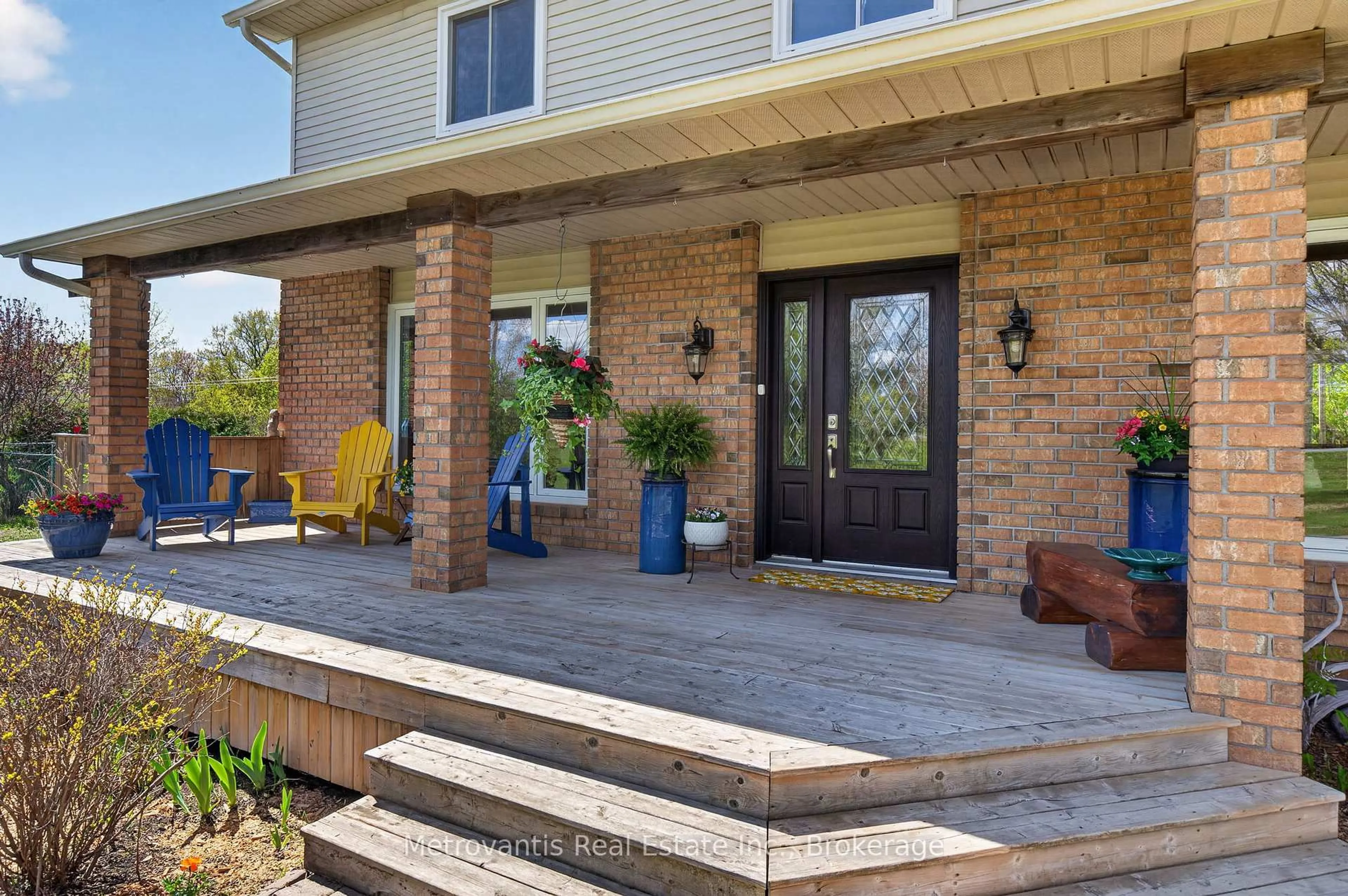 Home with brick exterior material, street for 1646 Groves Rd, Russell Ontario K4R 1E5