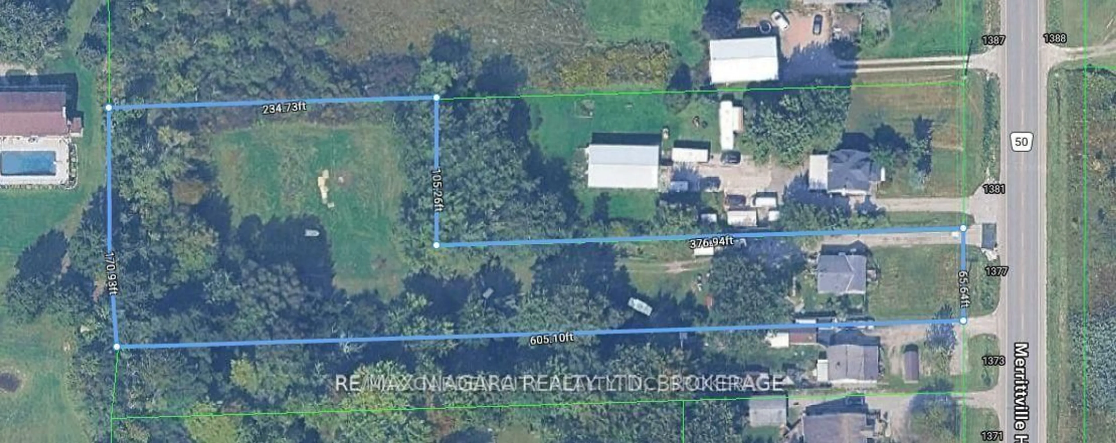 A pic from outside/outdoor area/front of a property/back of a property/a pic from drone, street for 1377 Merrittville Highway, Thorold Ontario L3B 4N5