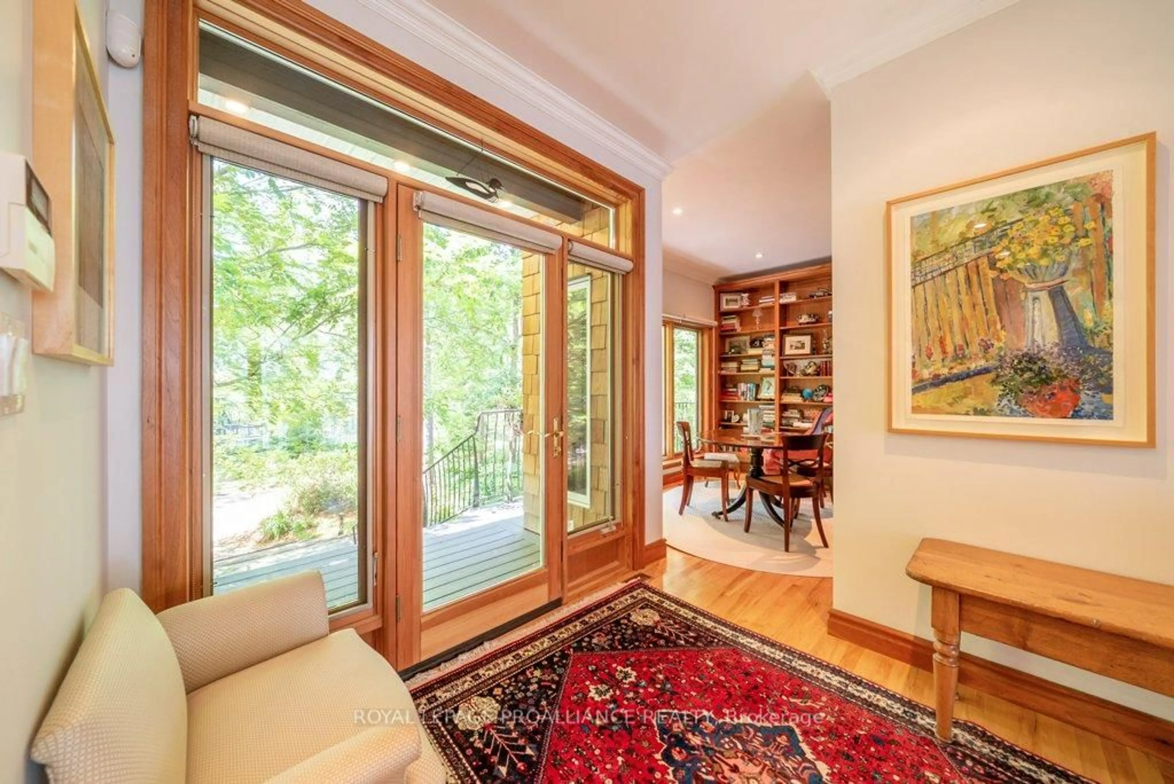 Indoor entryway for 403 Henniger Rd, Cloyne Ontario K0H 1K0