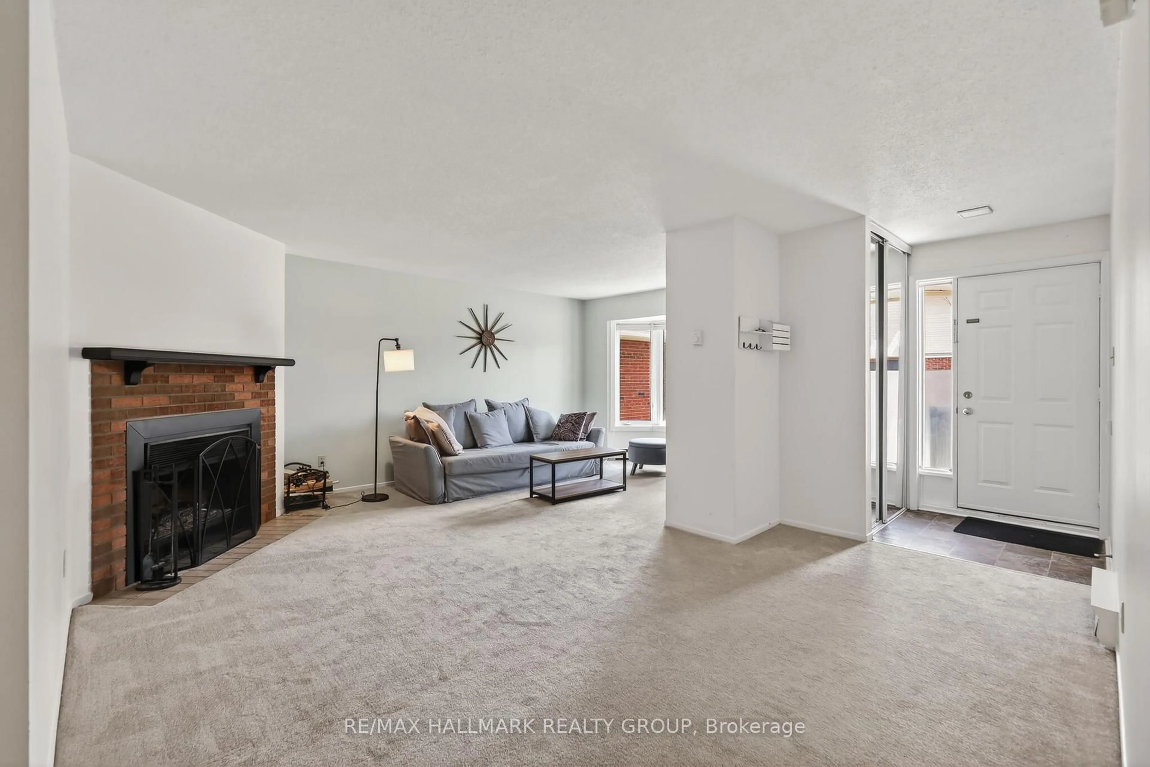 Living room with furniture, unknown for 33 Haxby Private, Ottawa Ontario K1T 3B5