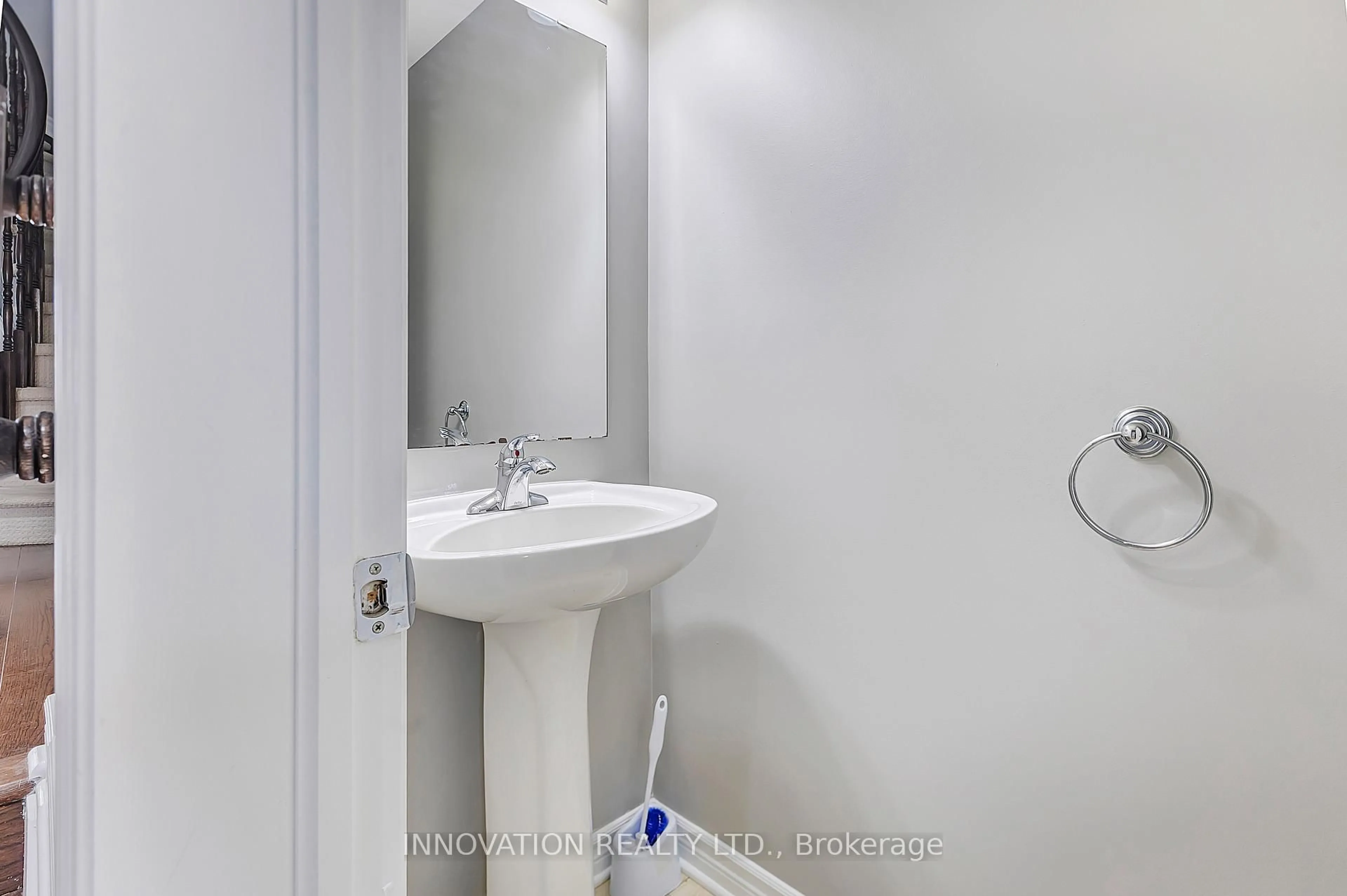 Standard bathroom, unknown for 126 Garrity Cres, Ottawa Ontario K2J 3T5