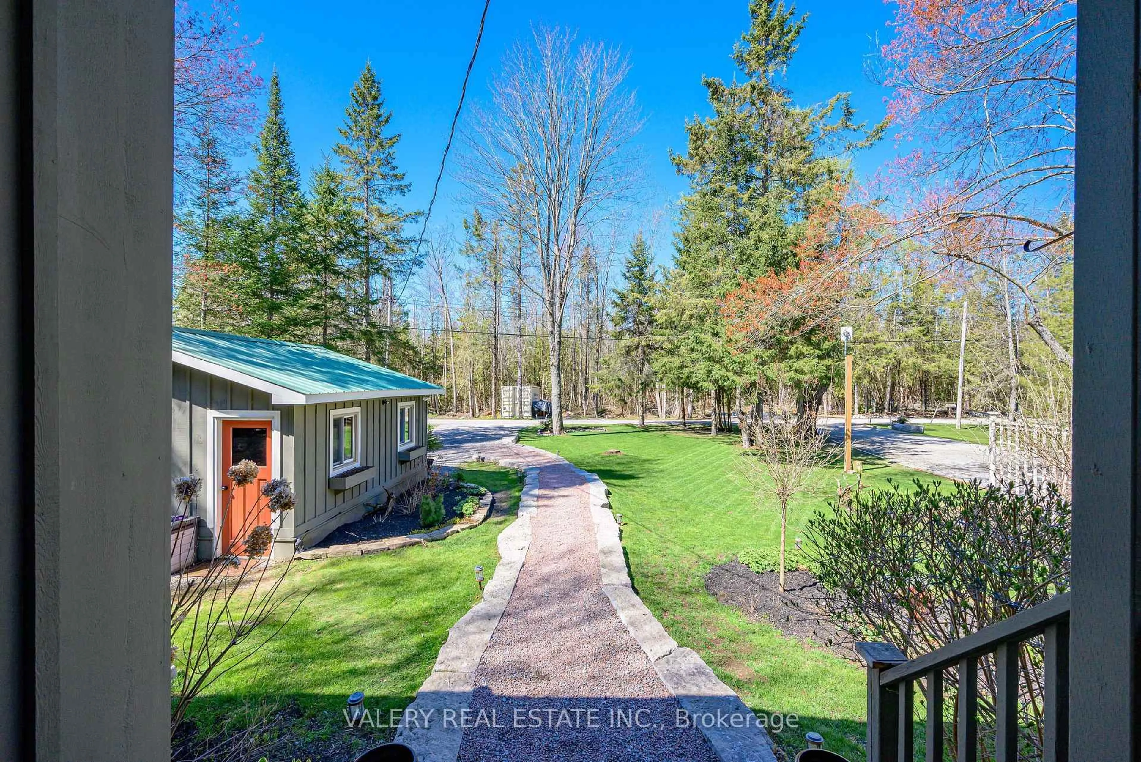 A pic from outside/outdoor area/front of a property/back of a property/a pic from drone, forest/trees view for 355 Southam Dr Dr, Kawartha Lakes Ontario K0M 1N0