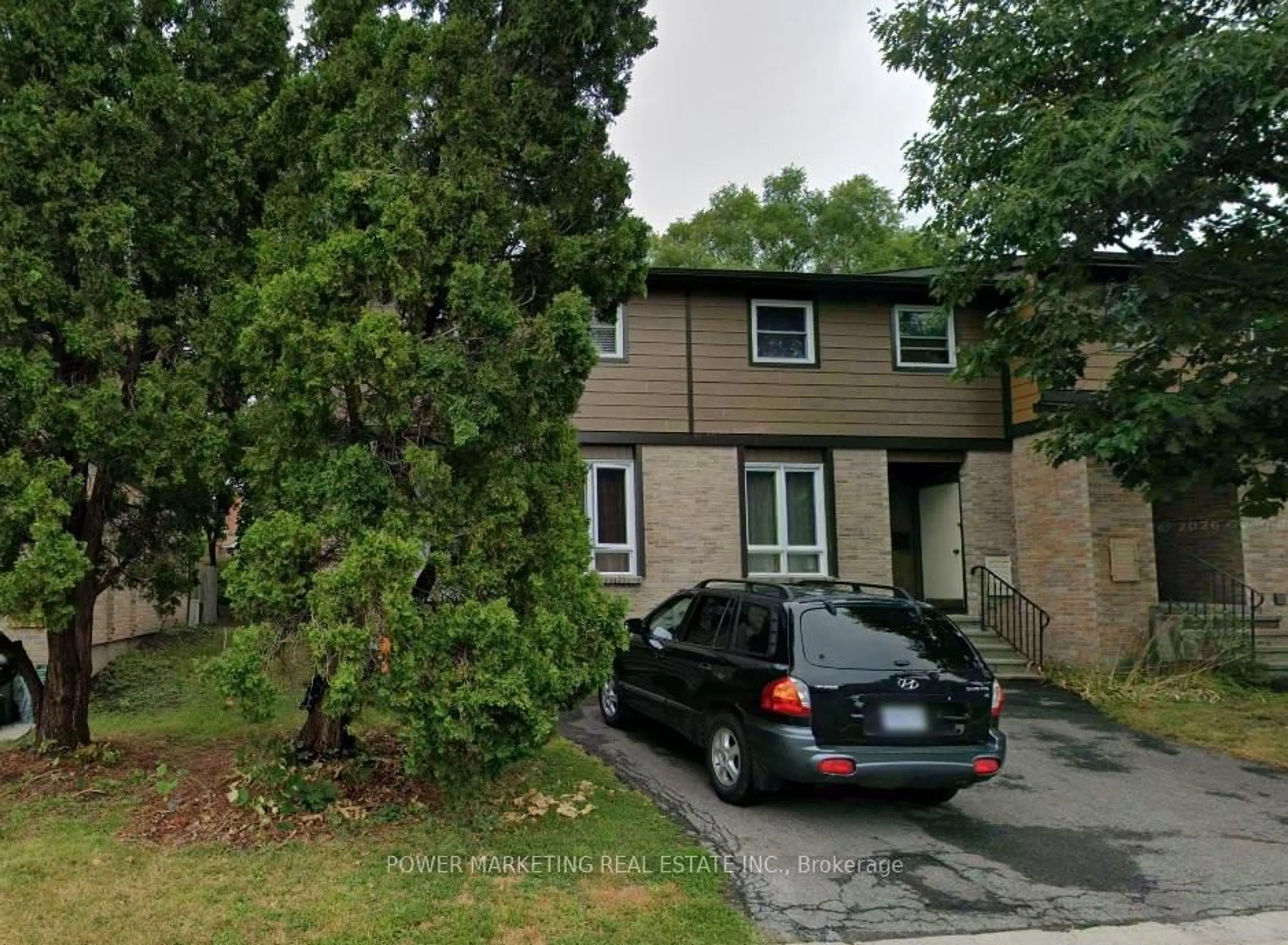 A pic from outside/outdoor area/front of a property/back of a property/a pic from drone, street for 1731 TRAPPIST Lane, Ottawa Ontario K1C 1X7