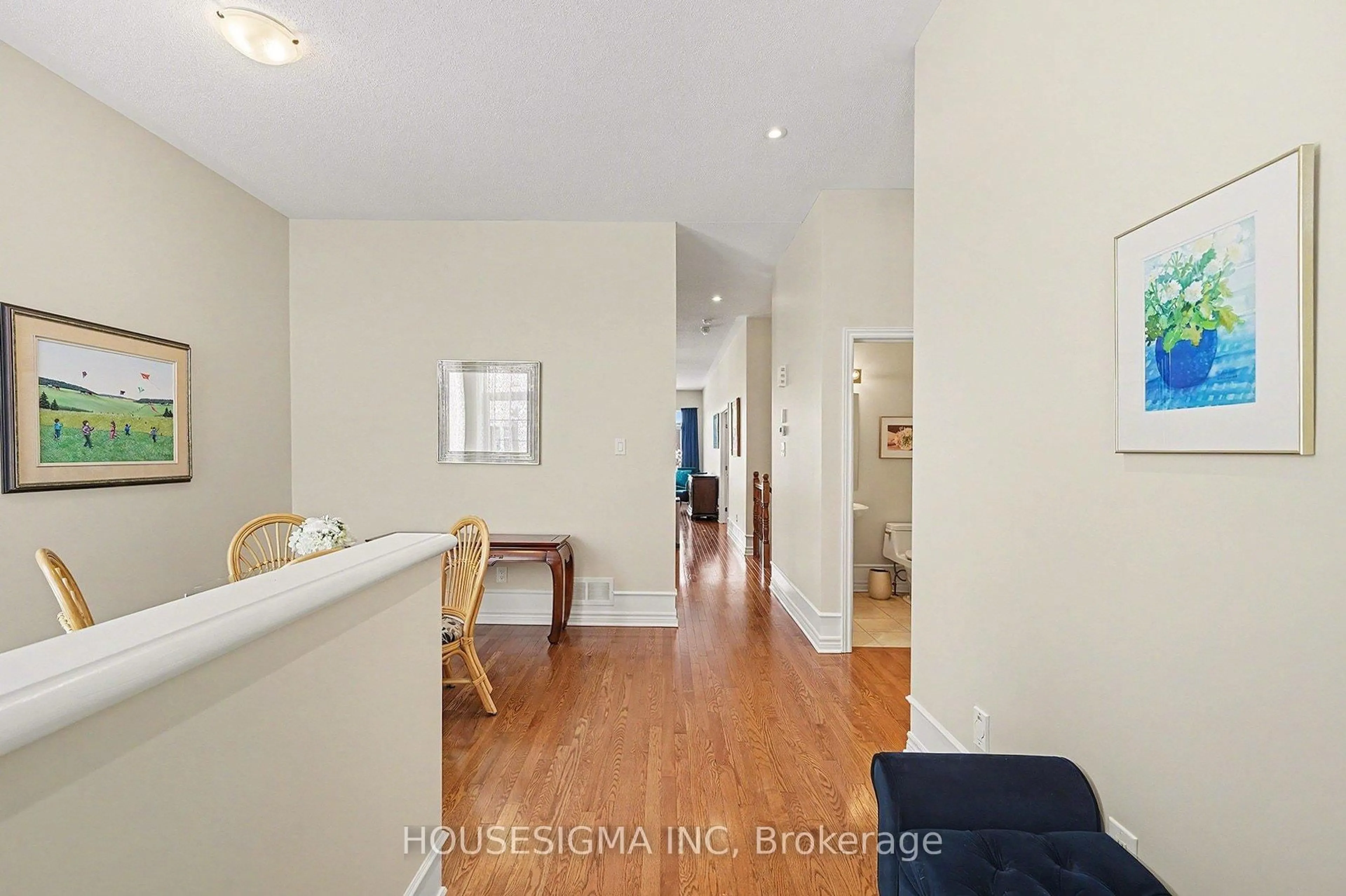 Indoor foyer for 193 Oxford St, North Grenville Ontario K0G 1J0