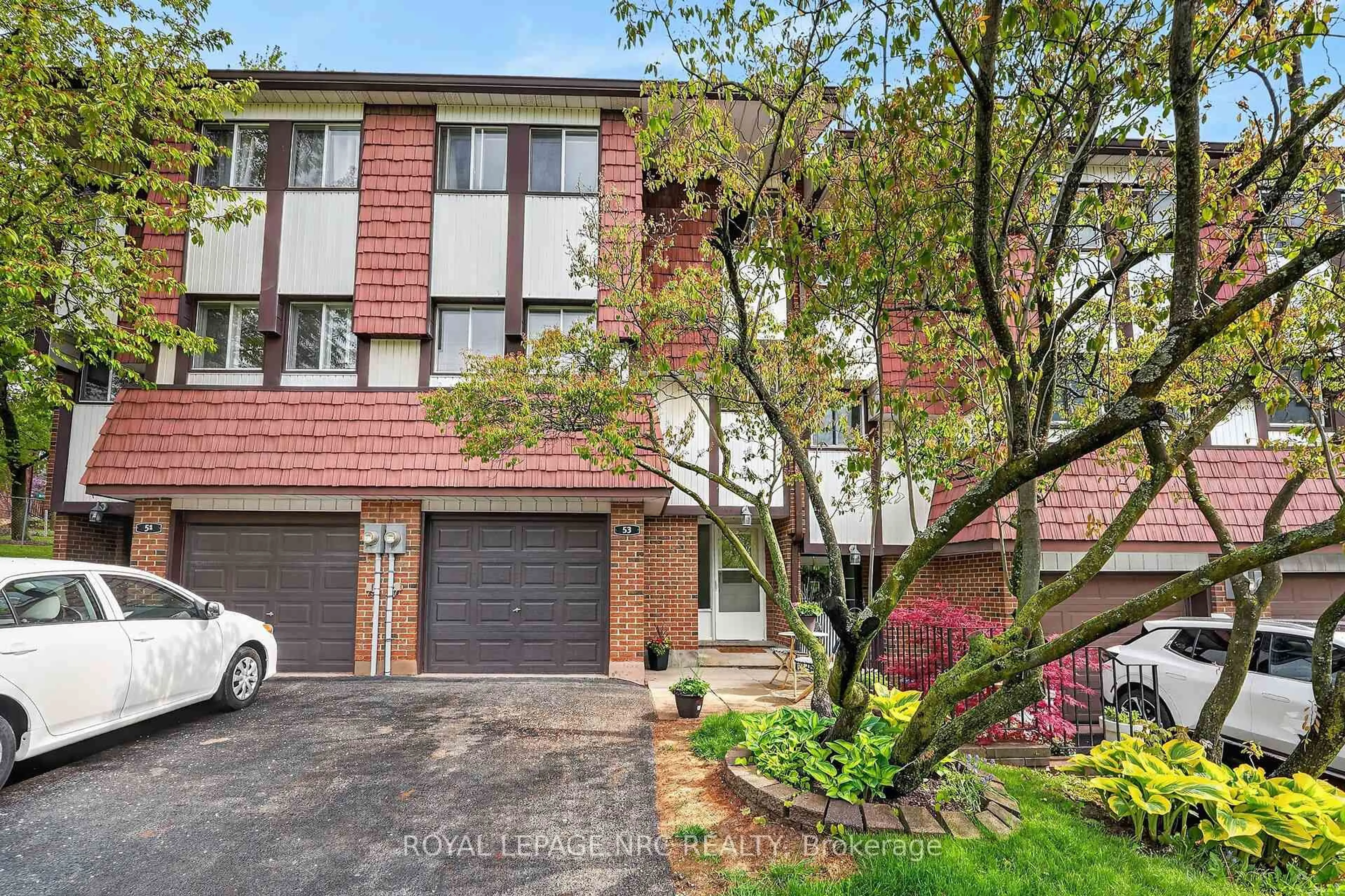 Home with brick exterior material, street for 53 Larraine Ave, Hamilton Ontario L9H 6E5