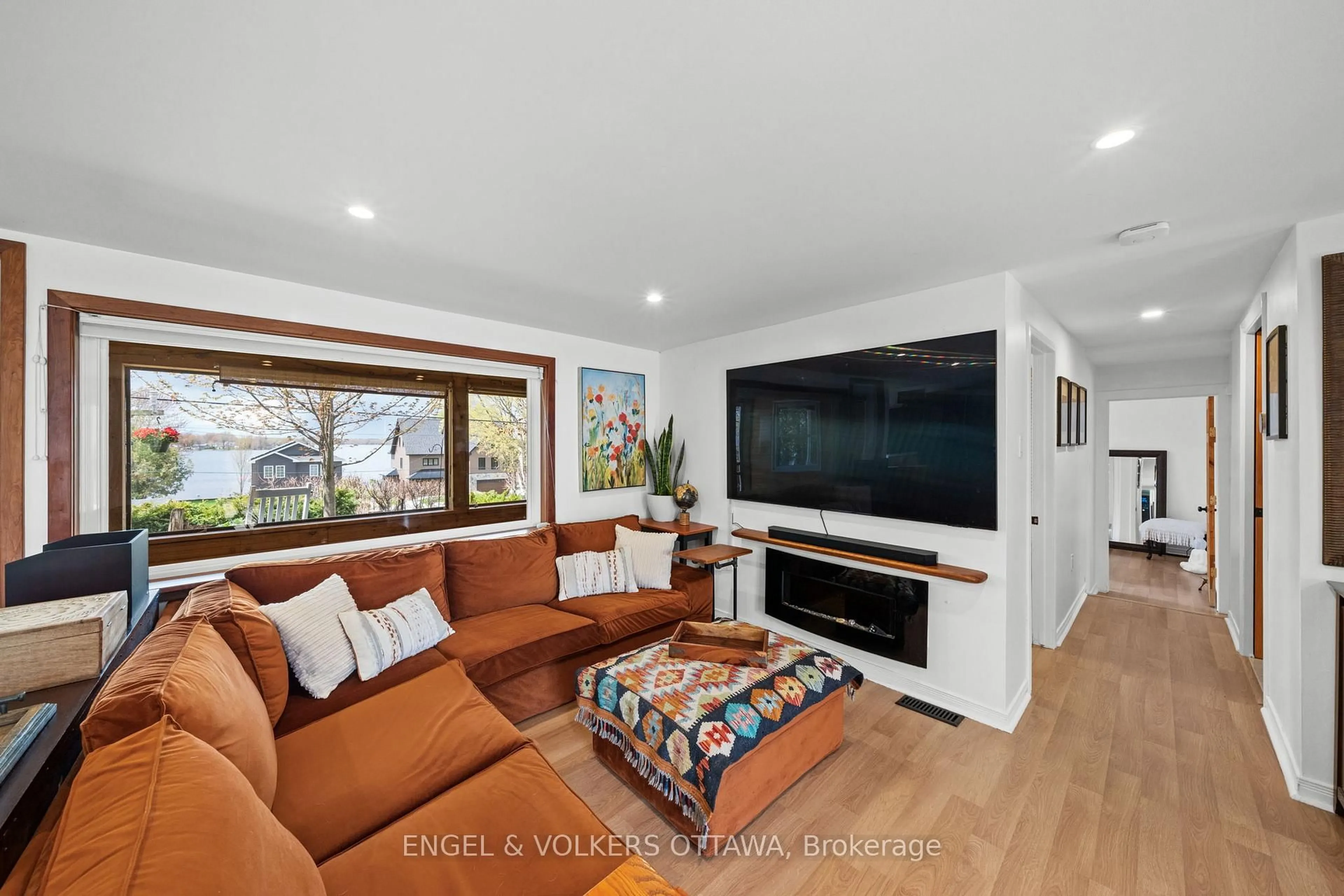 Living room with furniture, unknown for 187 Gardiner Shore Rd, Carleton Place Ontario K7C 0C4