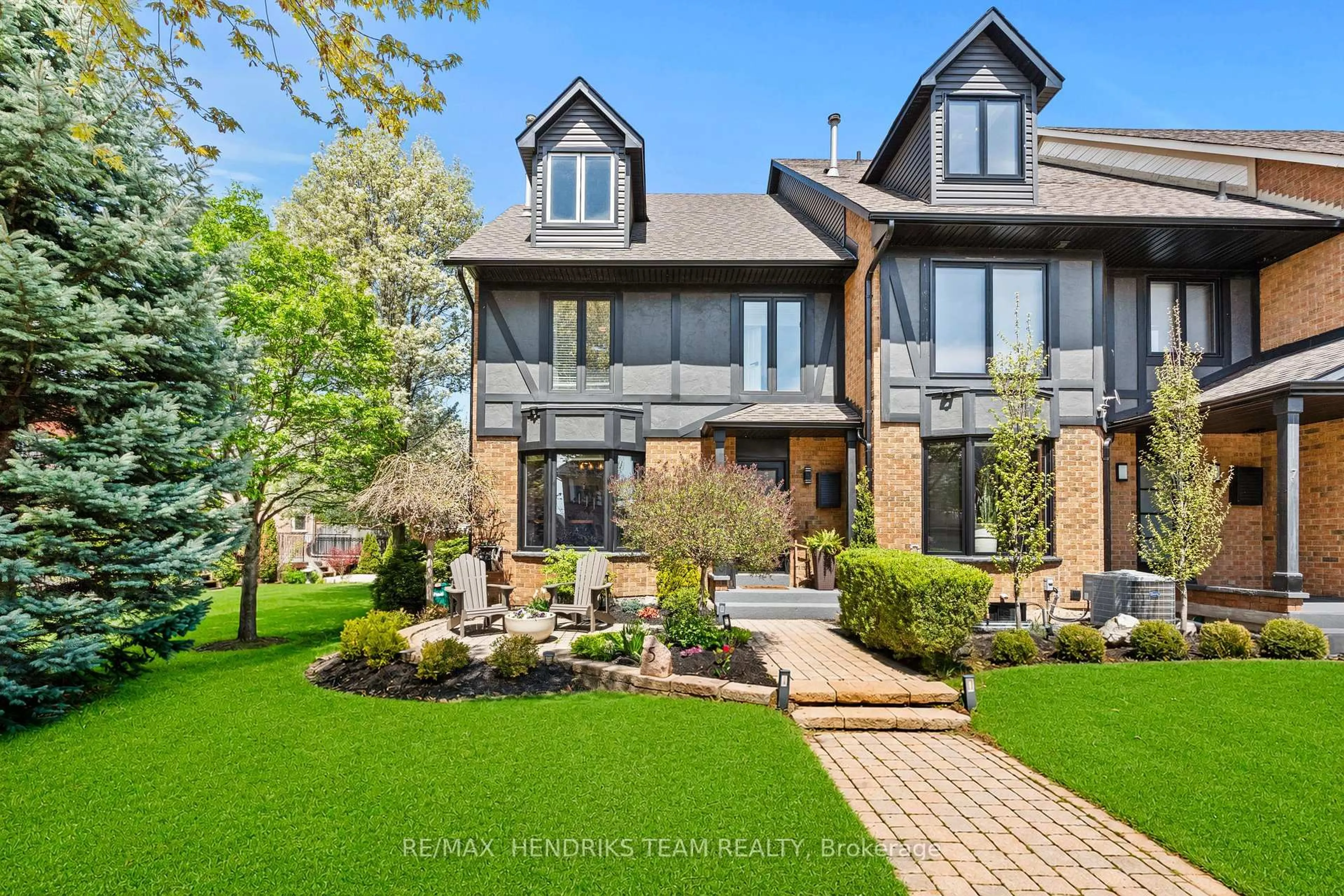 Home with brick exterior material, street for 5 Harbour Dr, Hamilton Ontario L8E 4Z4