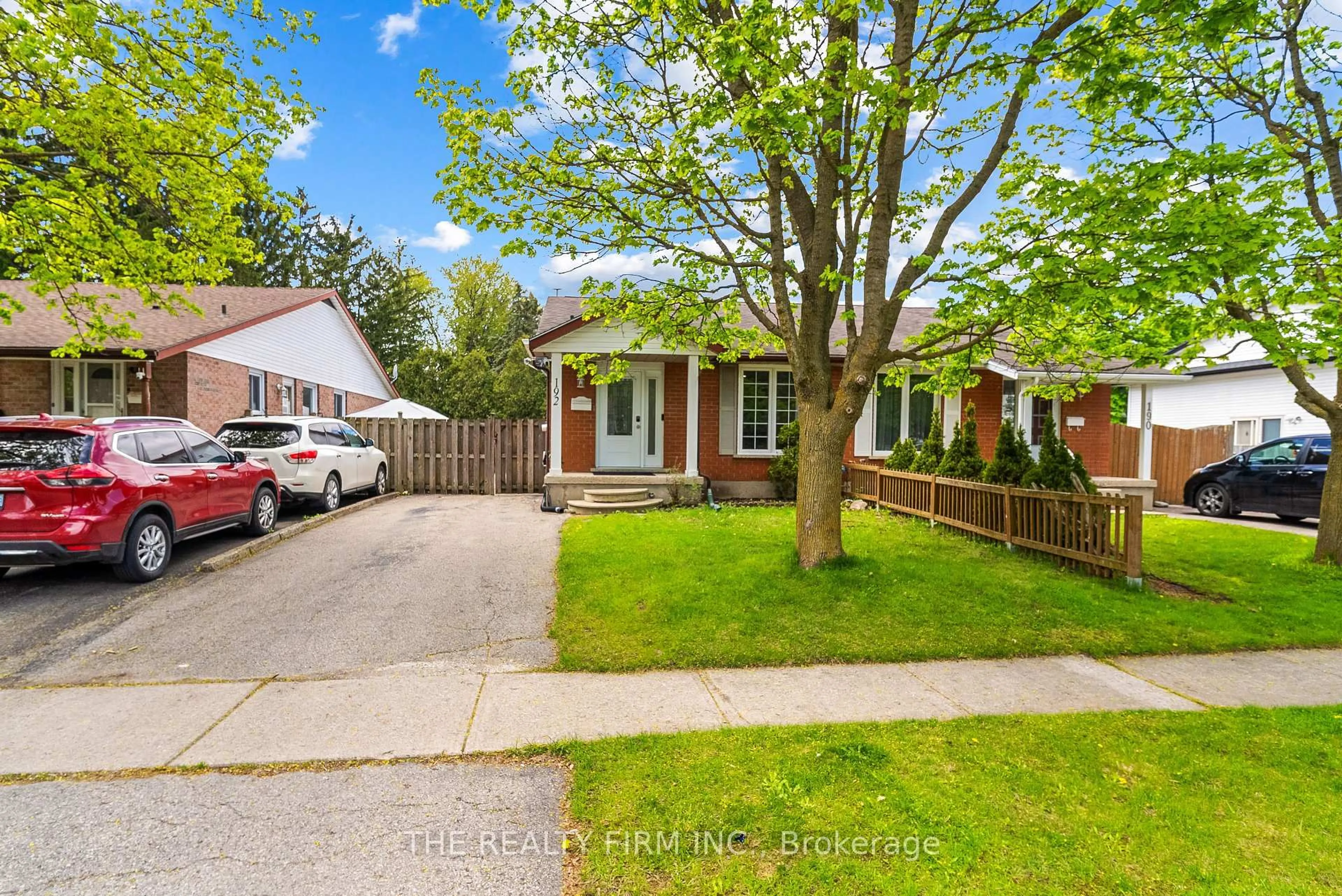 Home with brick exterior material, street for 192 East Park Dr, Woodstock Ontario N4S 3N2