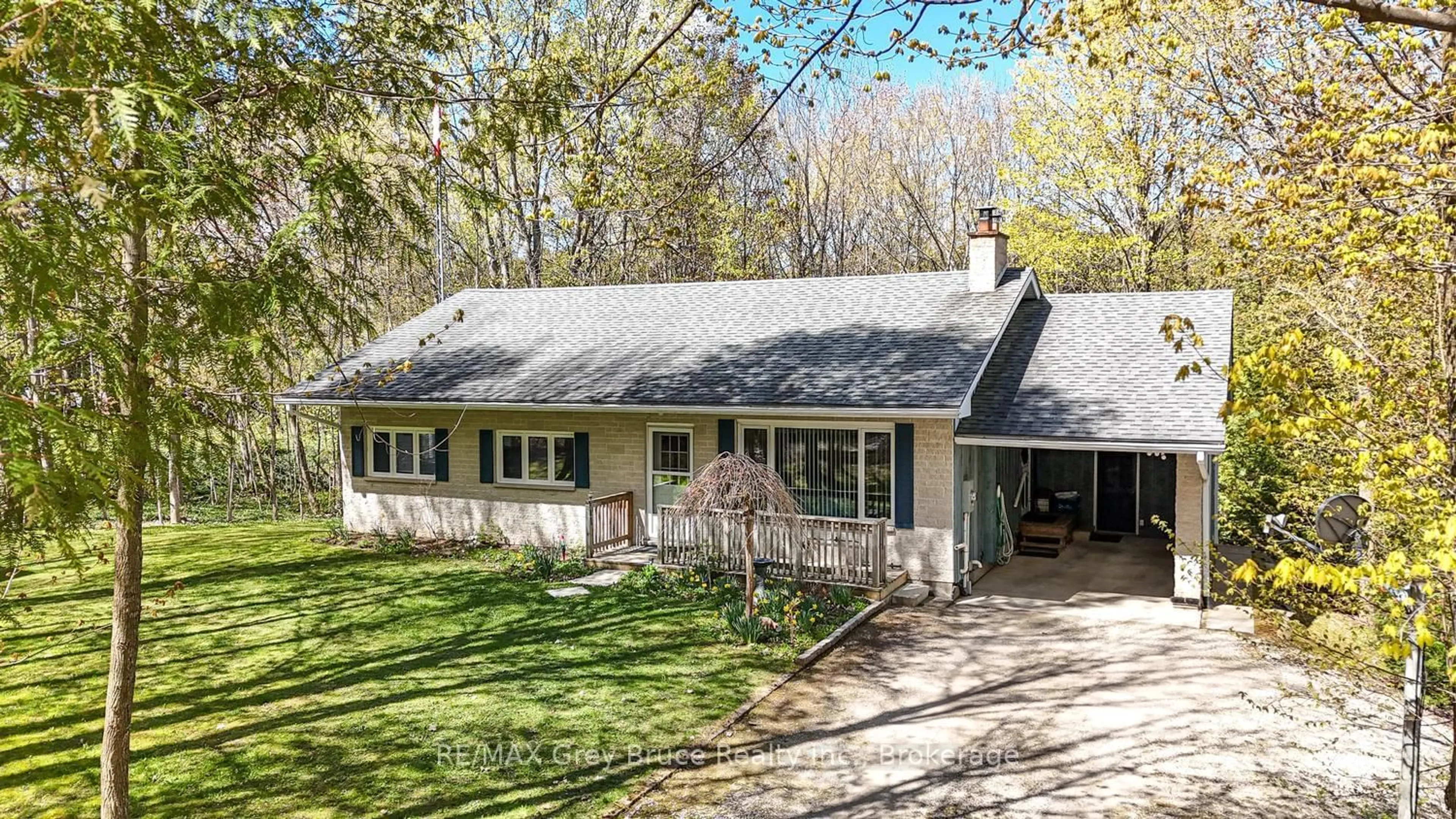 A pic from outside/outdoor area/front of a property/back of a property/a pic from drone, street for 113 Golden Pond Dr, South Bruce Peninsula Ontario N0H 2T0