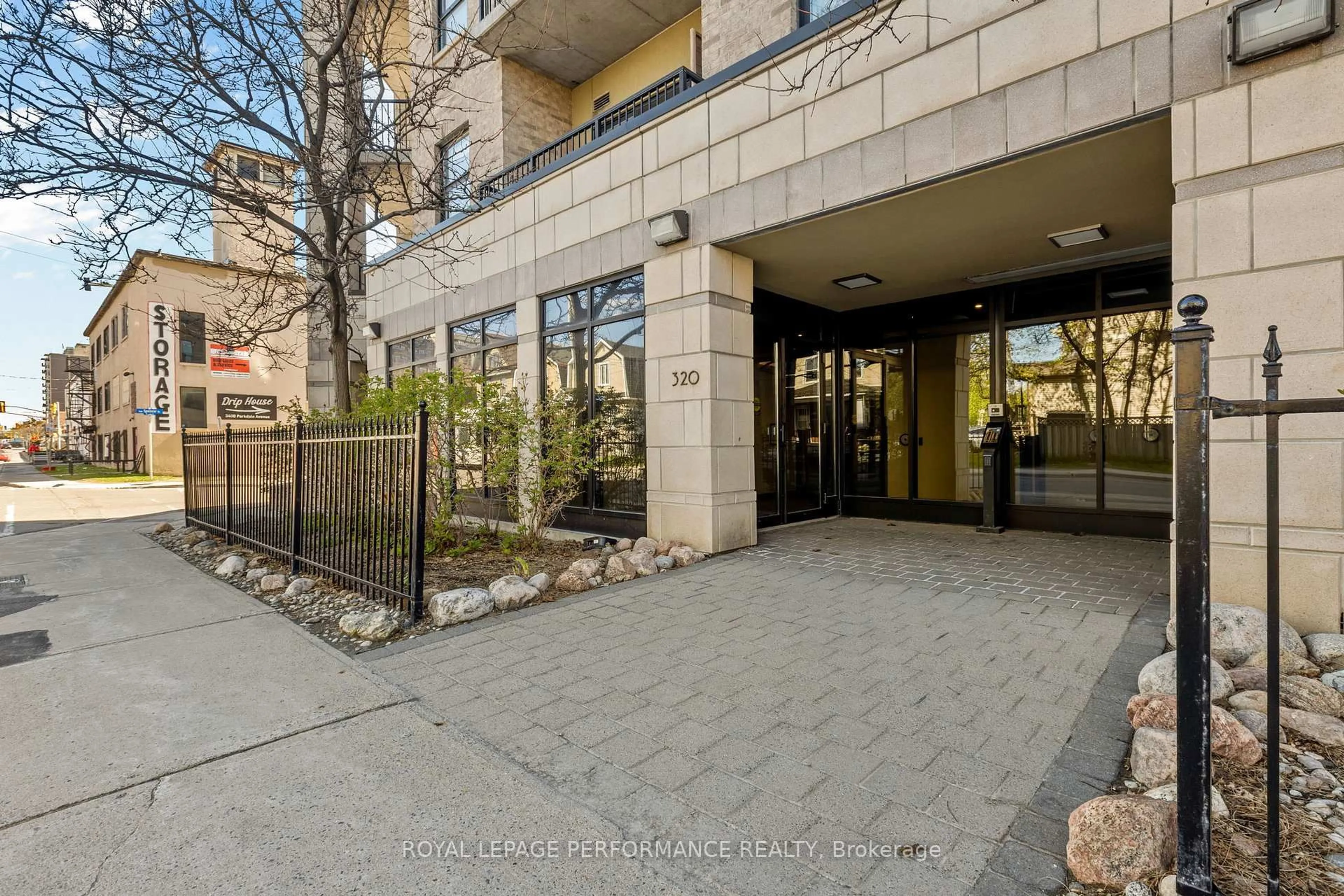 Unknown for 320 Parkdale Ave #602, Ottawa Ontario K1Y 4X9
