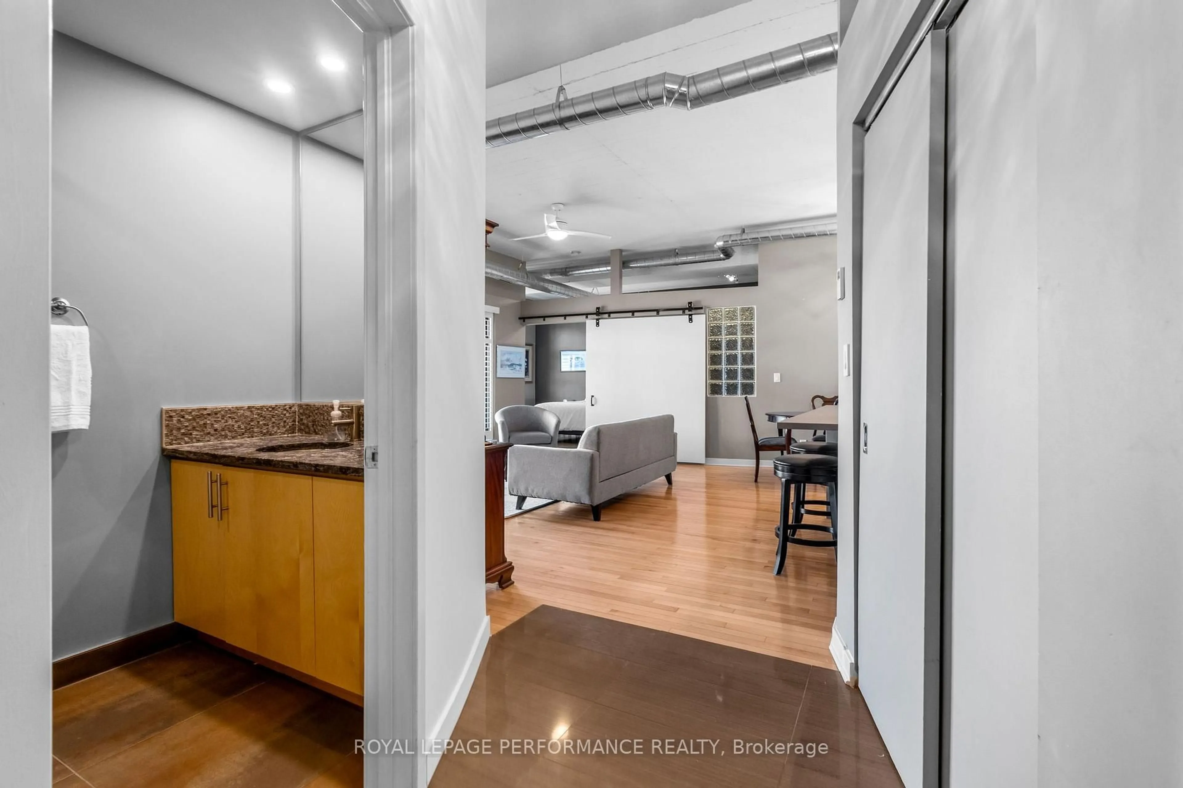 Unknown for 320 Parkdale Ave #602, Ottawa Ontario K1Y 4X9