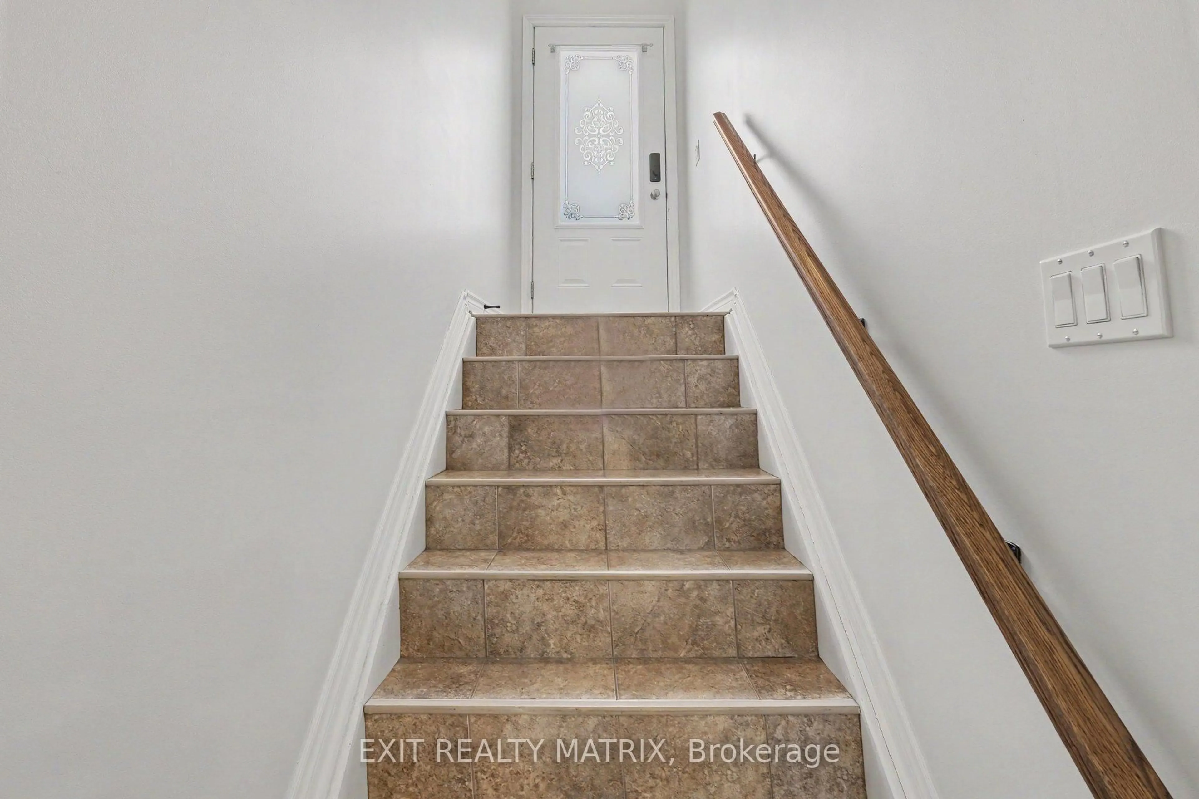 Stairs for 39 MAIN St #8, The Nation Ontario K0A 2M0