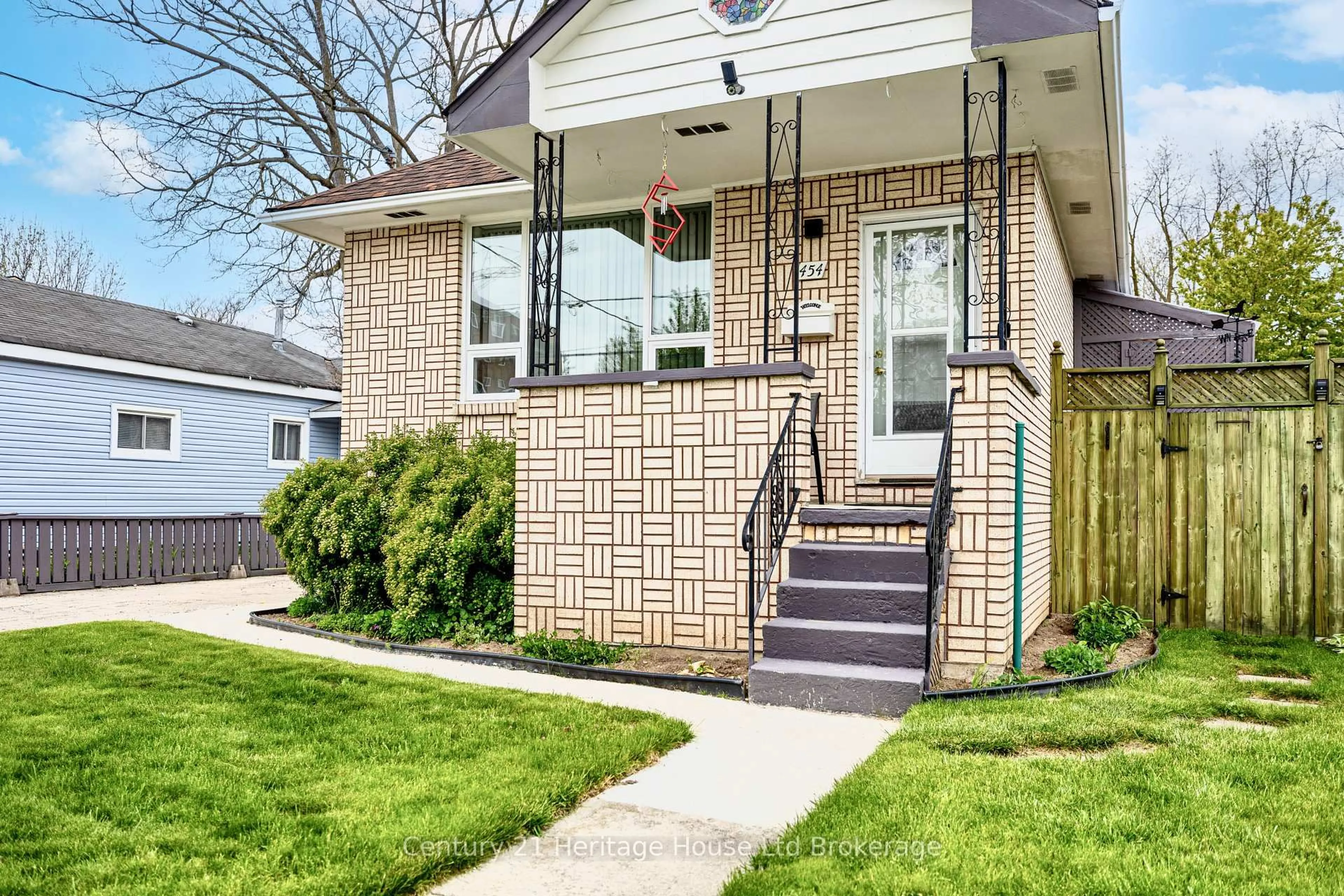 Home with brick exterior material, street for 454 Grey St, London East Ontario N6B 1H3