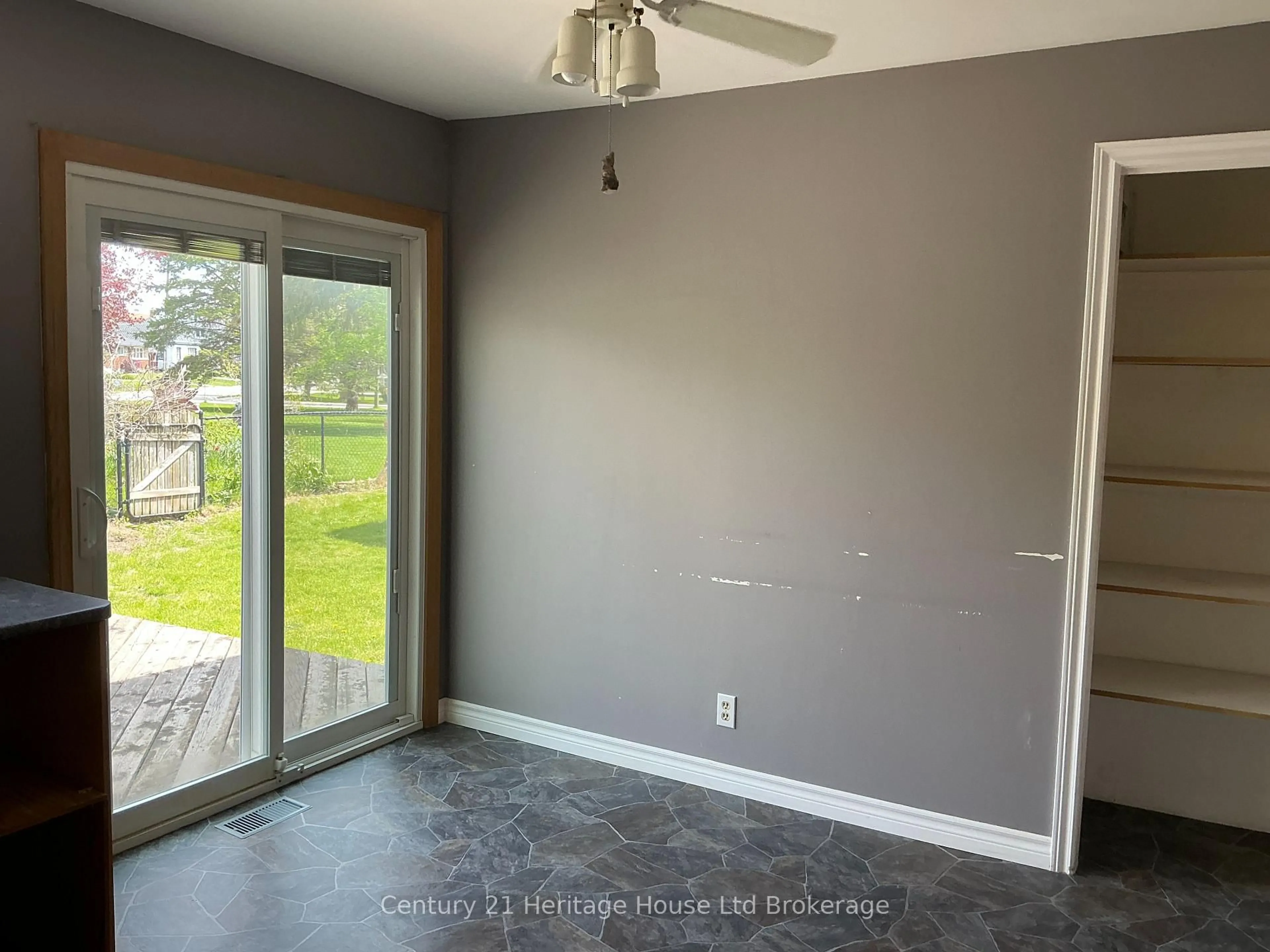 A pic of a room for 264 Skye St, Ingersoll Ontario N5C 2R4
