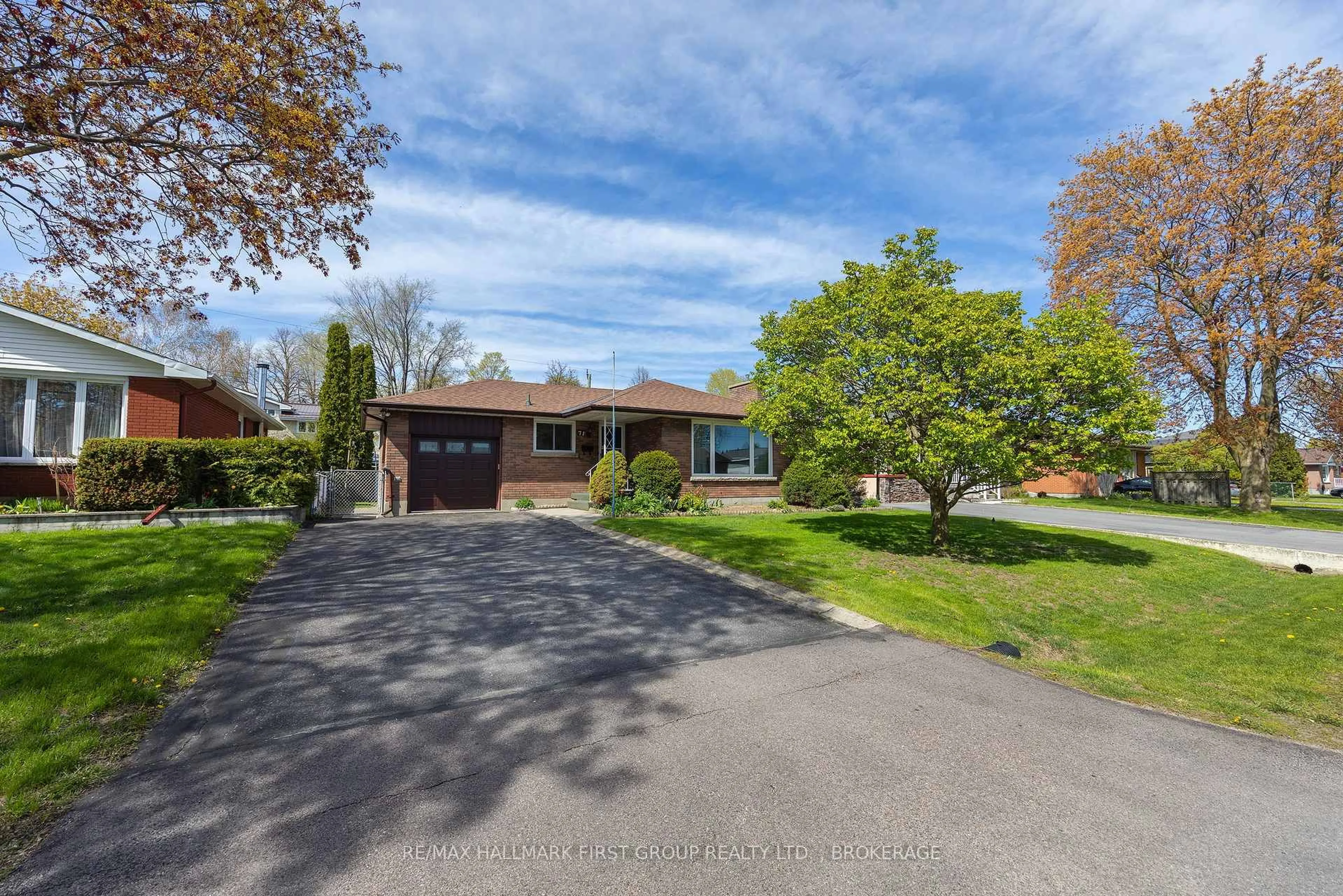 A pic from outside/outdoor area/front of a property/back of a property/a pic from drone, street for 71 Morenz Cres, Kingston Ontario K7K 2X4