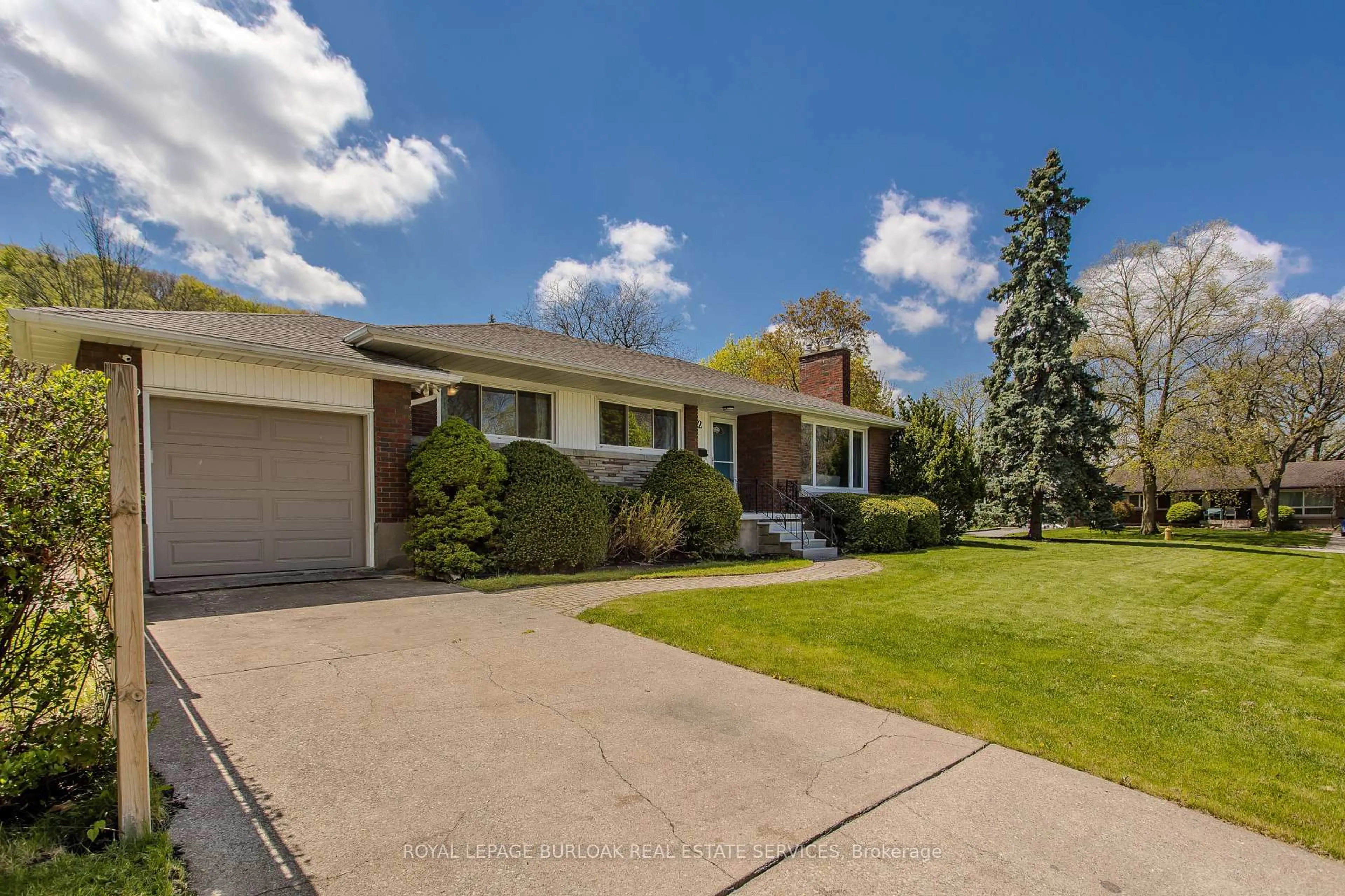 Unknown for 2 Glenbarr Rd, St. Catharines Ontario L2T 1Y1