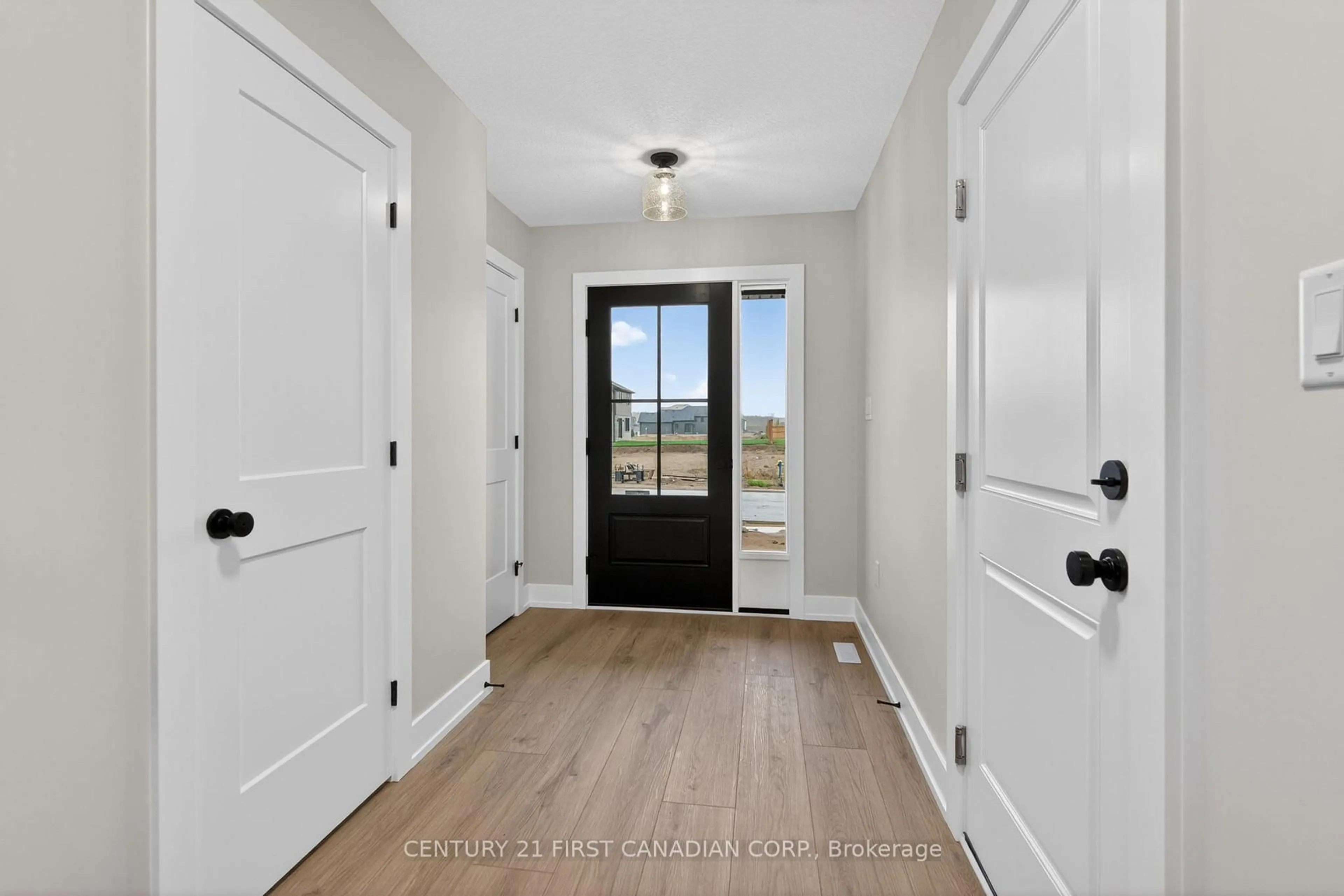 Indoor entryway for 34 Postma Cres, North Middlesex Ontario N0M 1A0