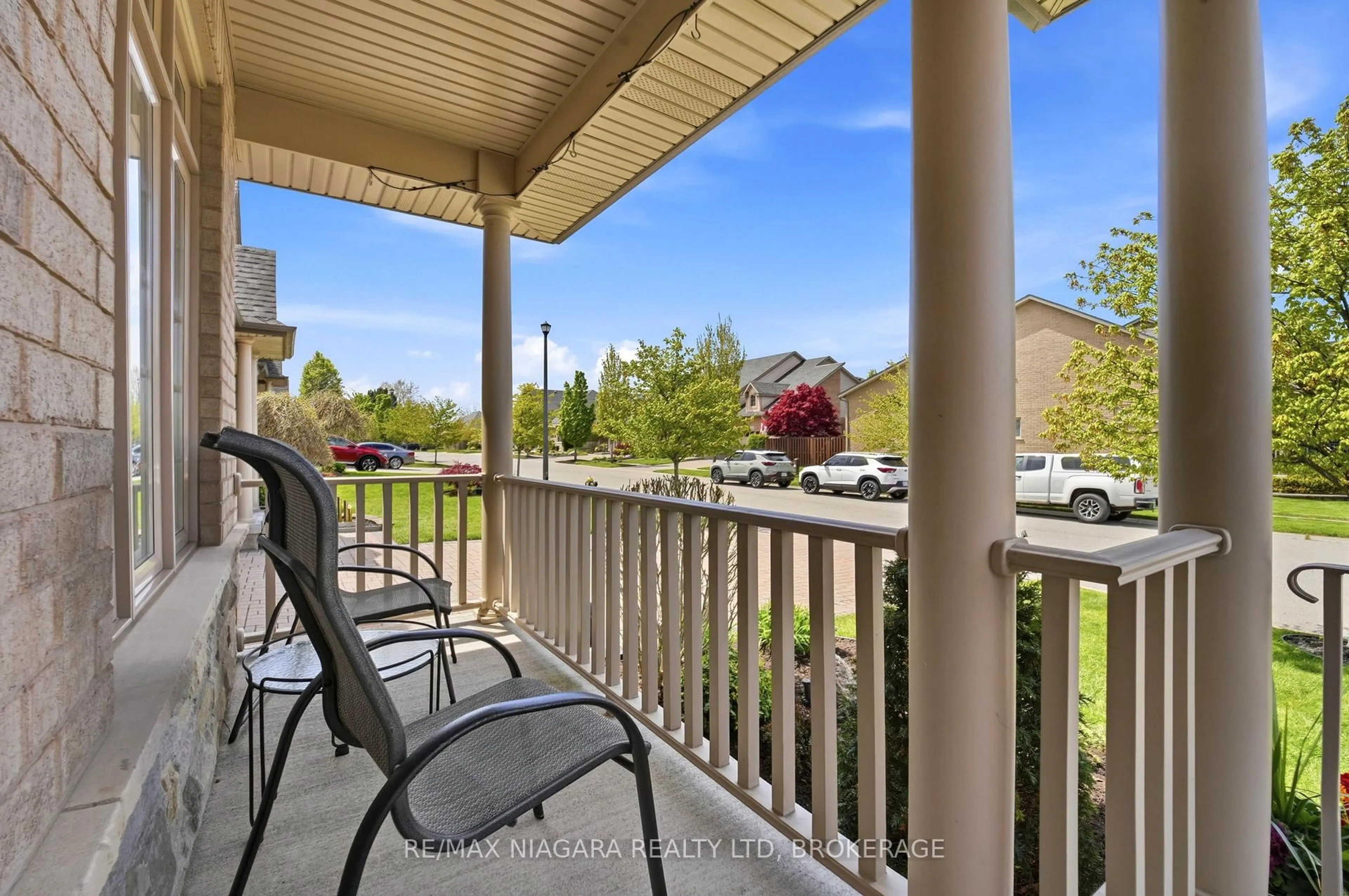 Balcony in the apartment, water/lake/river/ocean view for 15 Trent Crt, St. Catharines Ontario L2S 0A7