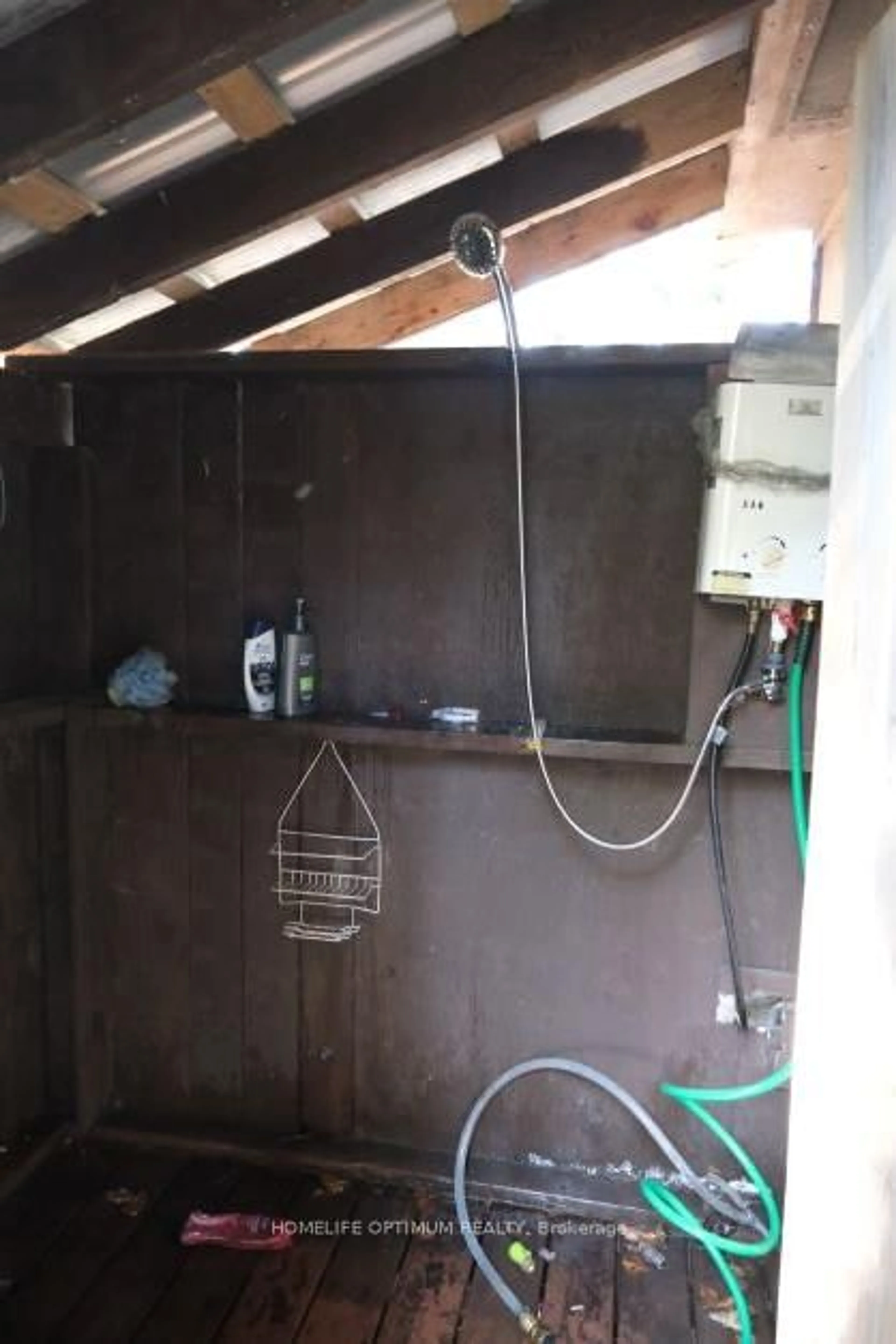 A pic of a room for 927 CON 4 & 5 RD W, Huntsville Ontario P0B 1L0