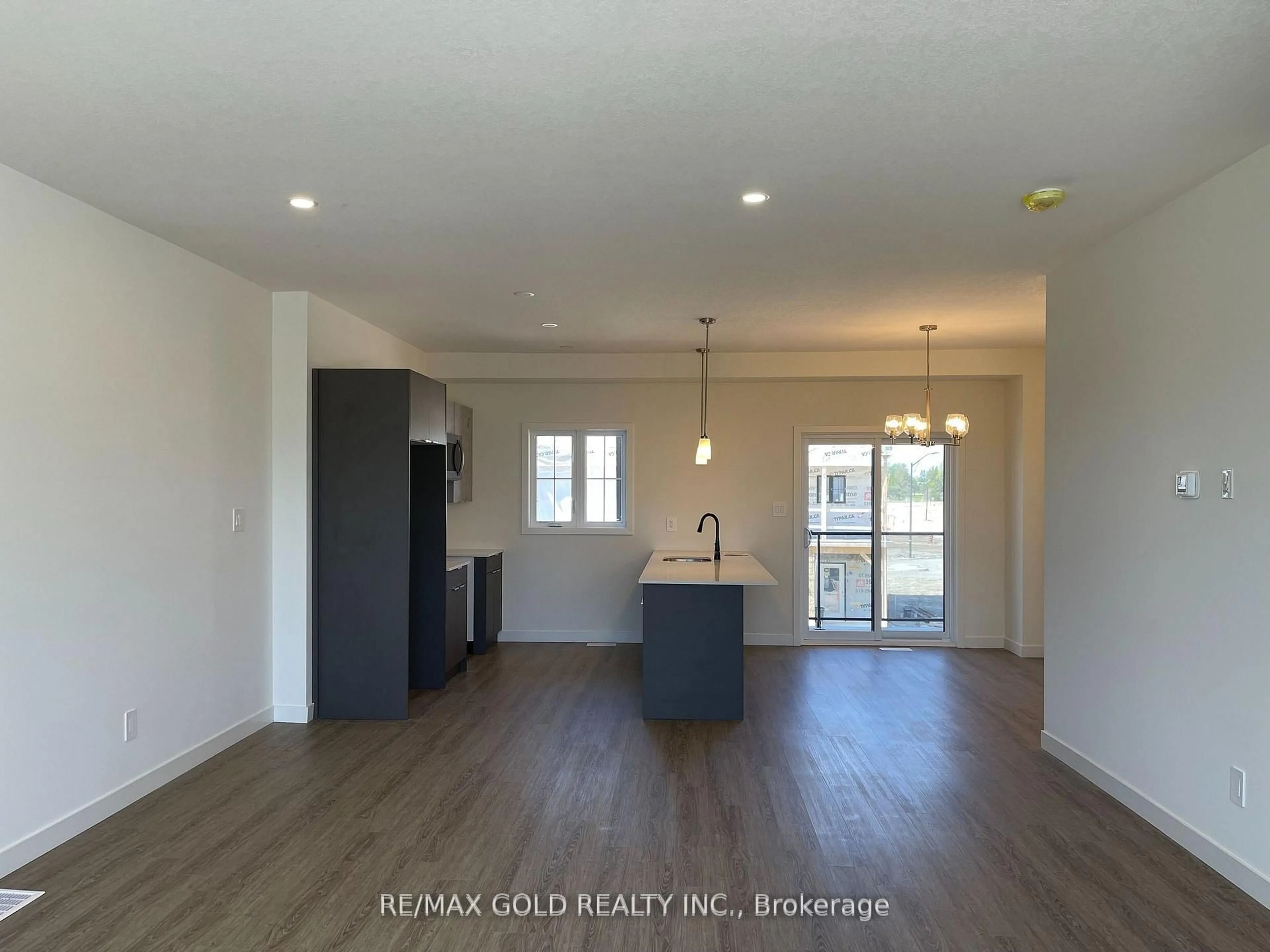 A pic of a room for 1781 Henrica Ave #8, London North Ontario N6G 0Y2