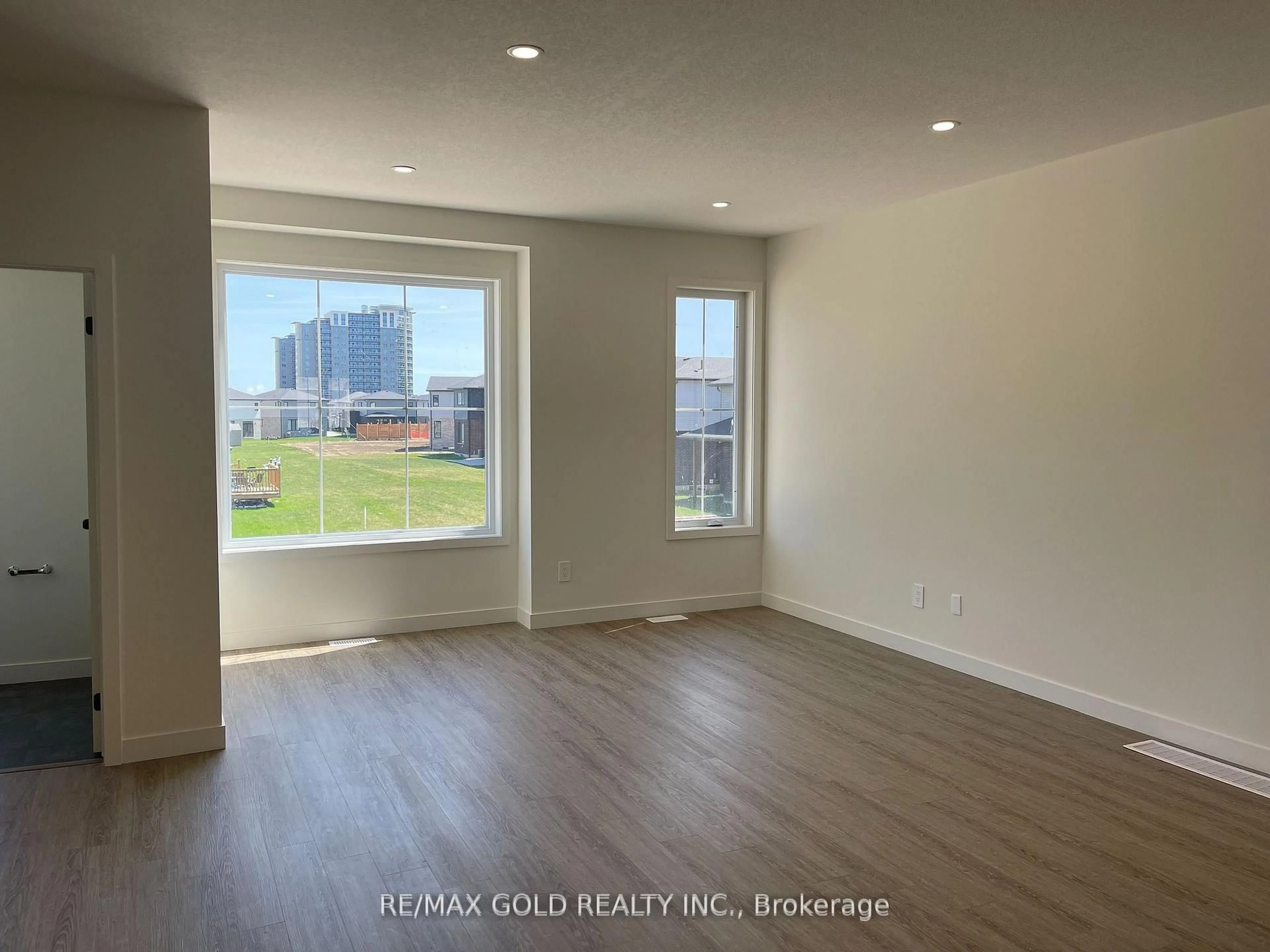 A pic of a room for 1781 Henrica Ave #8, London North Ontario N6G 0Y2
