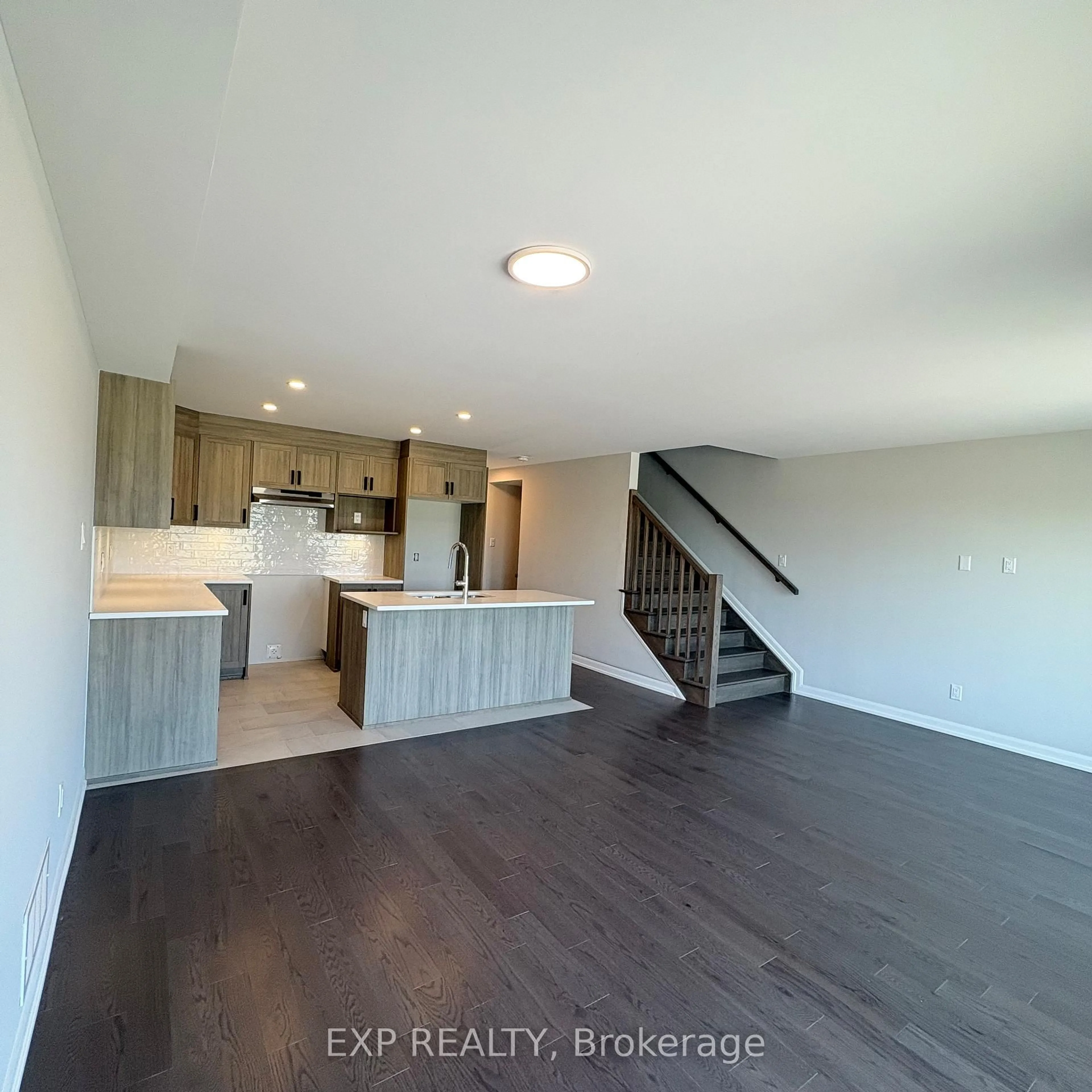 Open concept kitchen, unknown for 543 Chambord St, Alfred and Plantagenet Ontario K0A 3K0